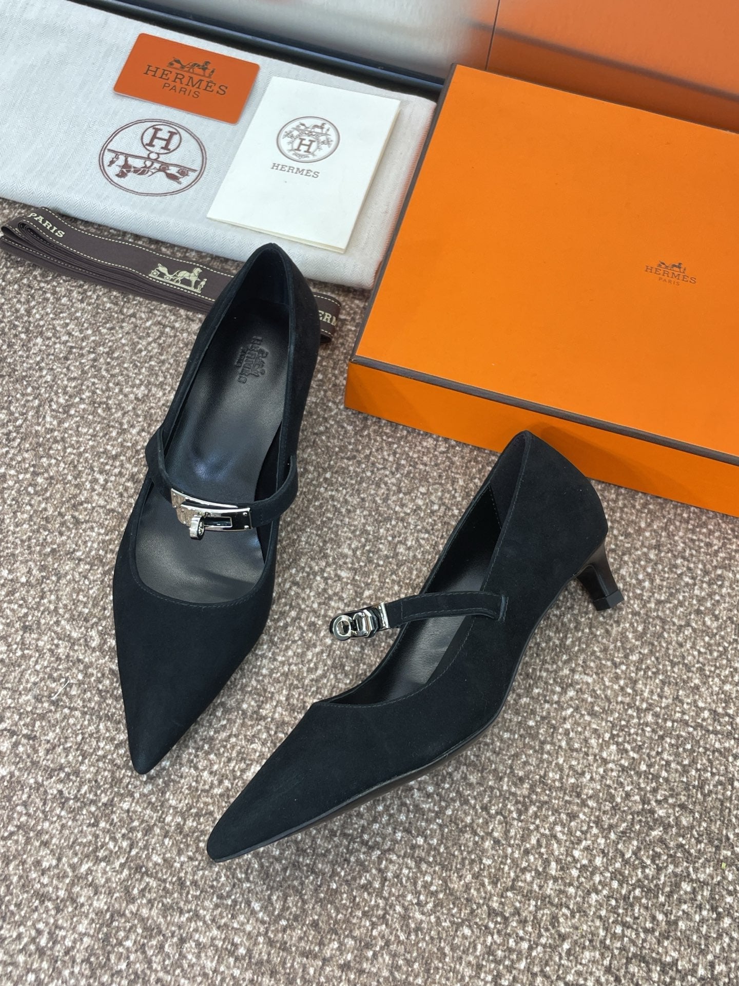HM 25C Kiara 40 Pump Black Suede 208275