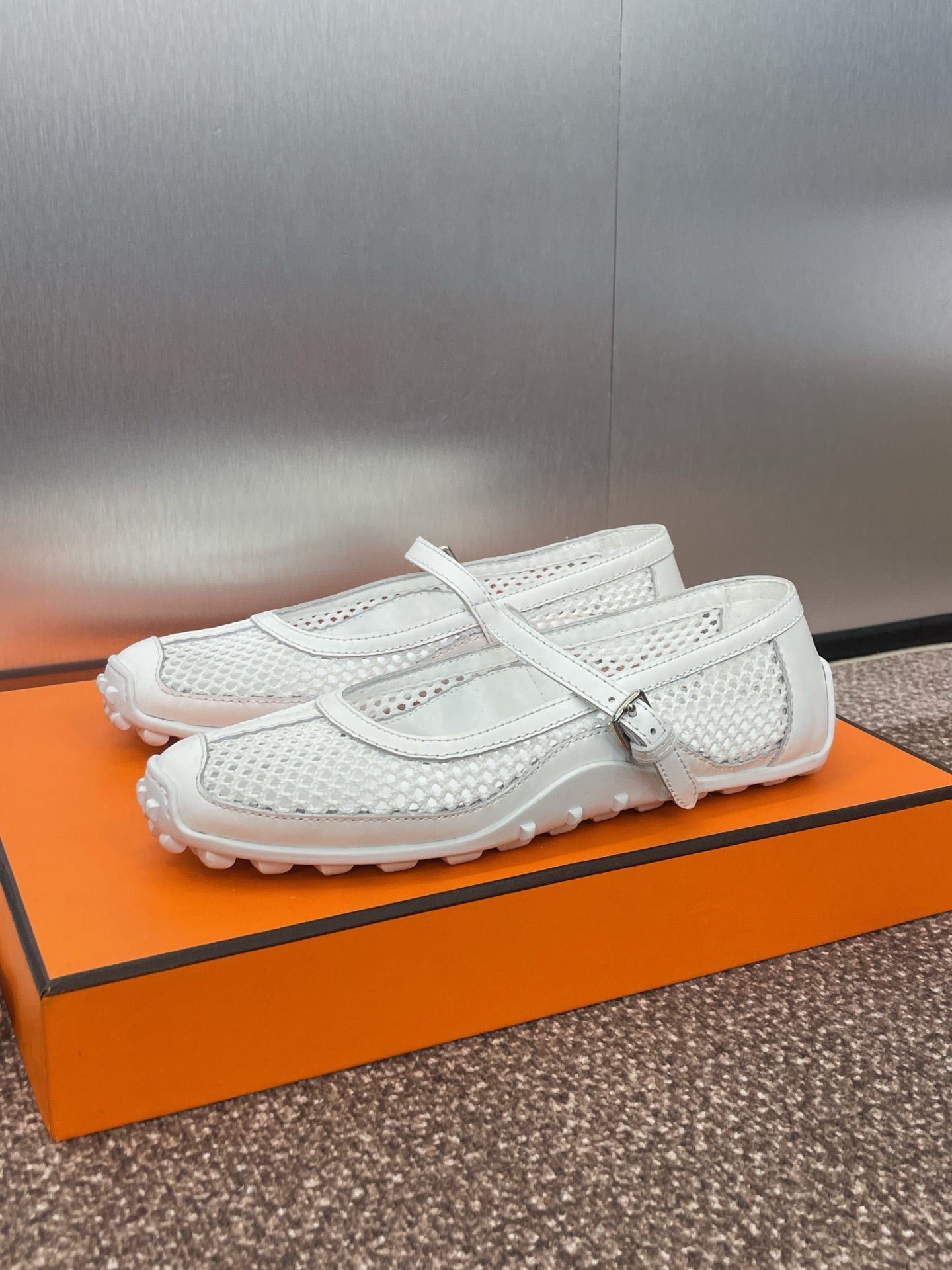 HM 25C Kichu Ballet Flat White Fabric with Calfskin 208284