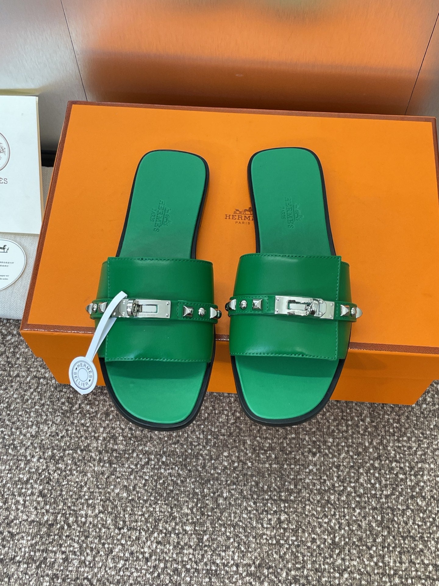 HM 25 Giulia Calfskin