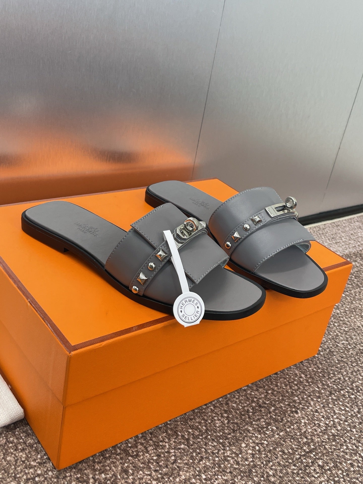 HM 25 Giulia Calfskin