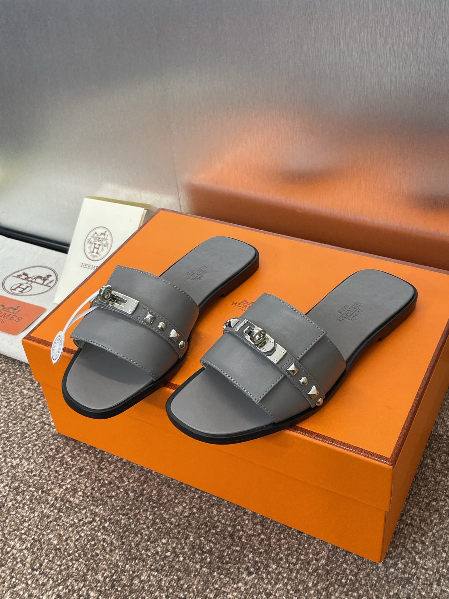 HM 25 Giulia Calfskin