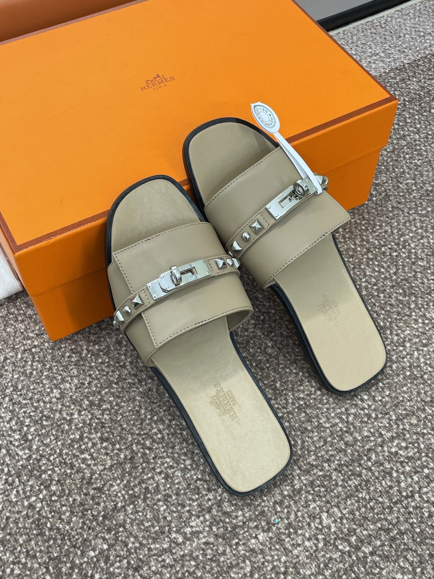 HM 25 Giulia Calfskin