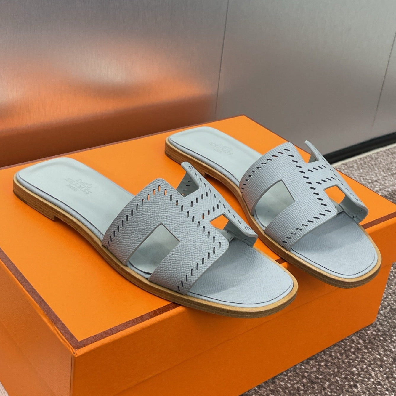 HM 25 Oran Sandal Grey Perforate Epsom Leather