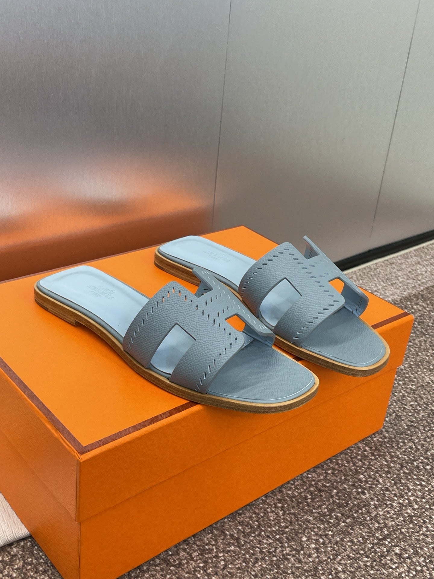 HM 25 Oran Sandal Dark Cloud Blue Perforate Epsom Leather