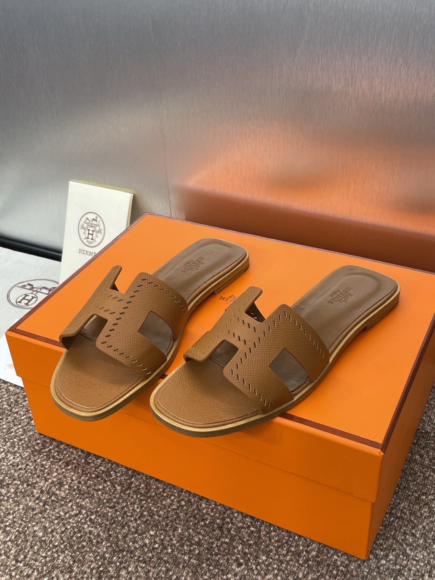 HM 25 Oran Sandal Gold Perforate Epsom Leather