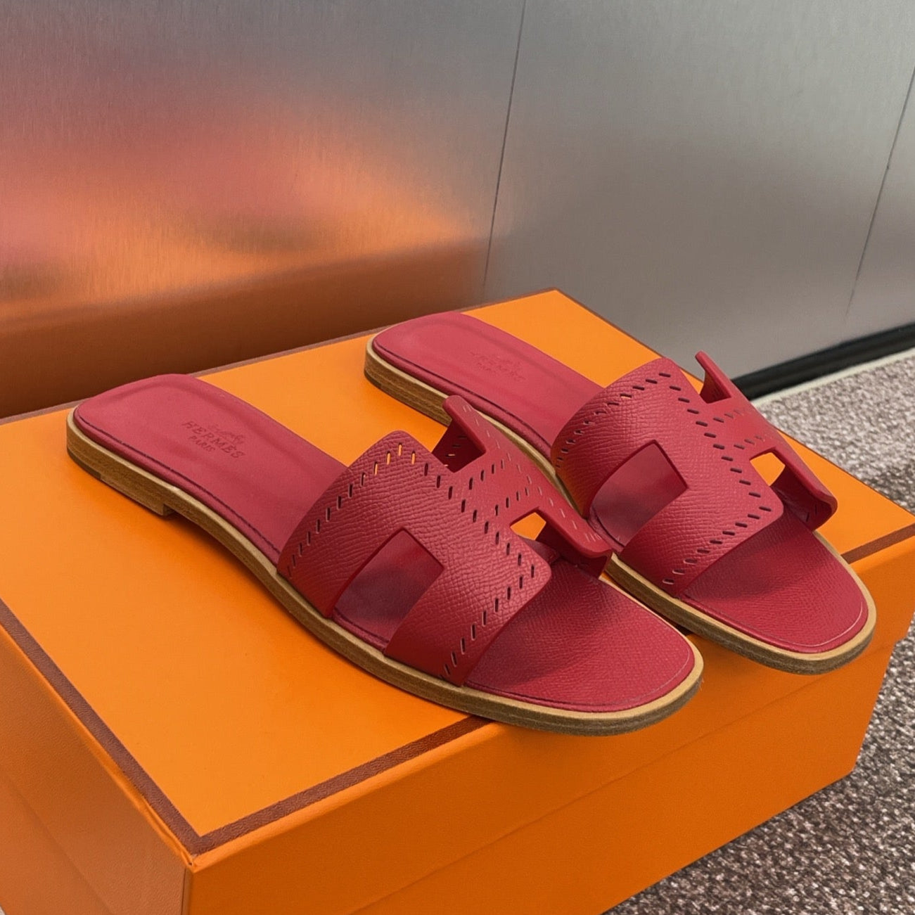 HM 25 Oran Sandal Dark Red Perforate Epsom Leather