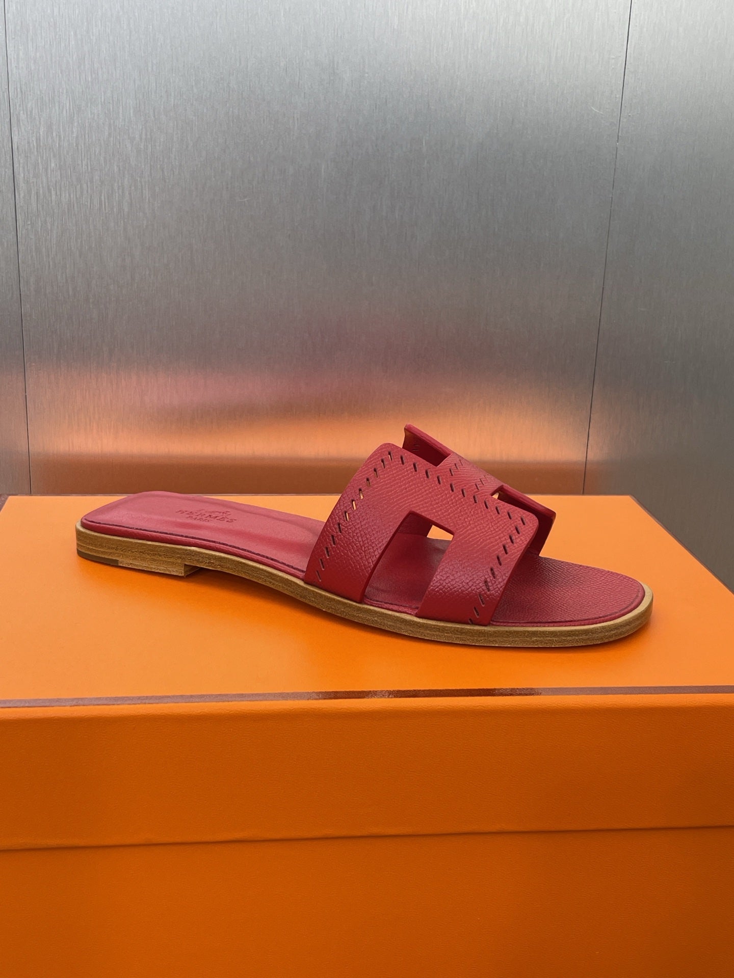 HM 25 Oran Sandal Dark Red Perforate Epsom Leather