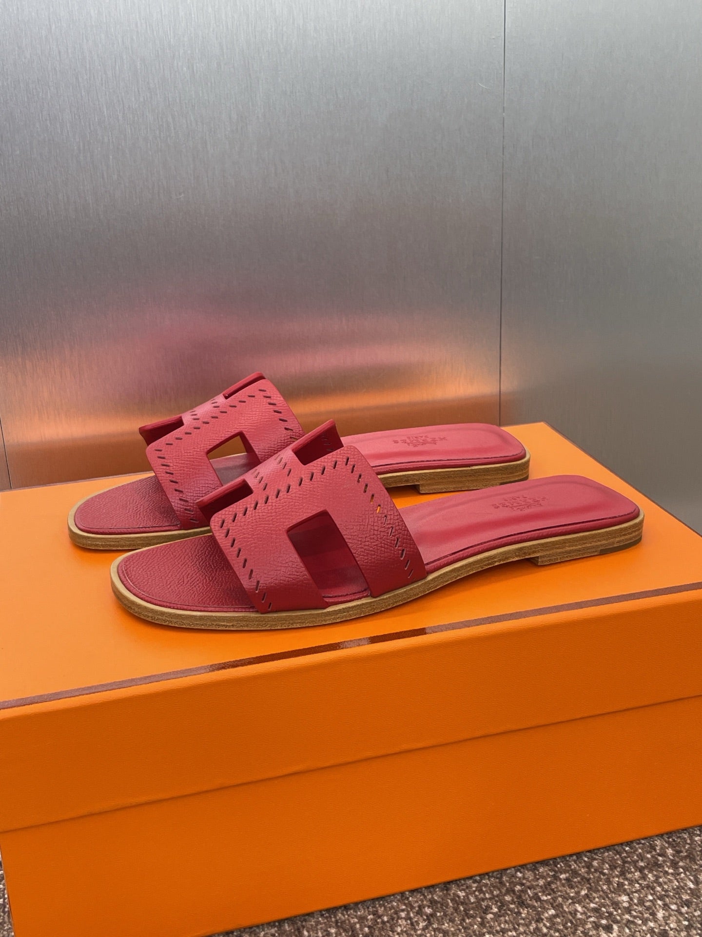 HM 25 Oran Sandal Dark Red Perforate Epsom Leather