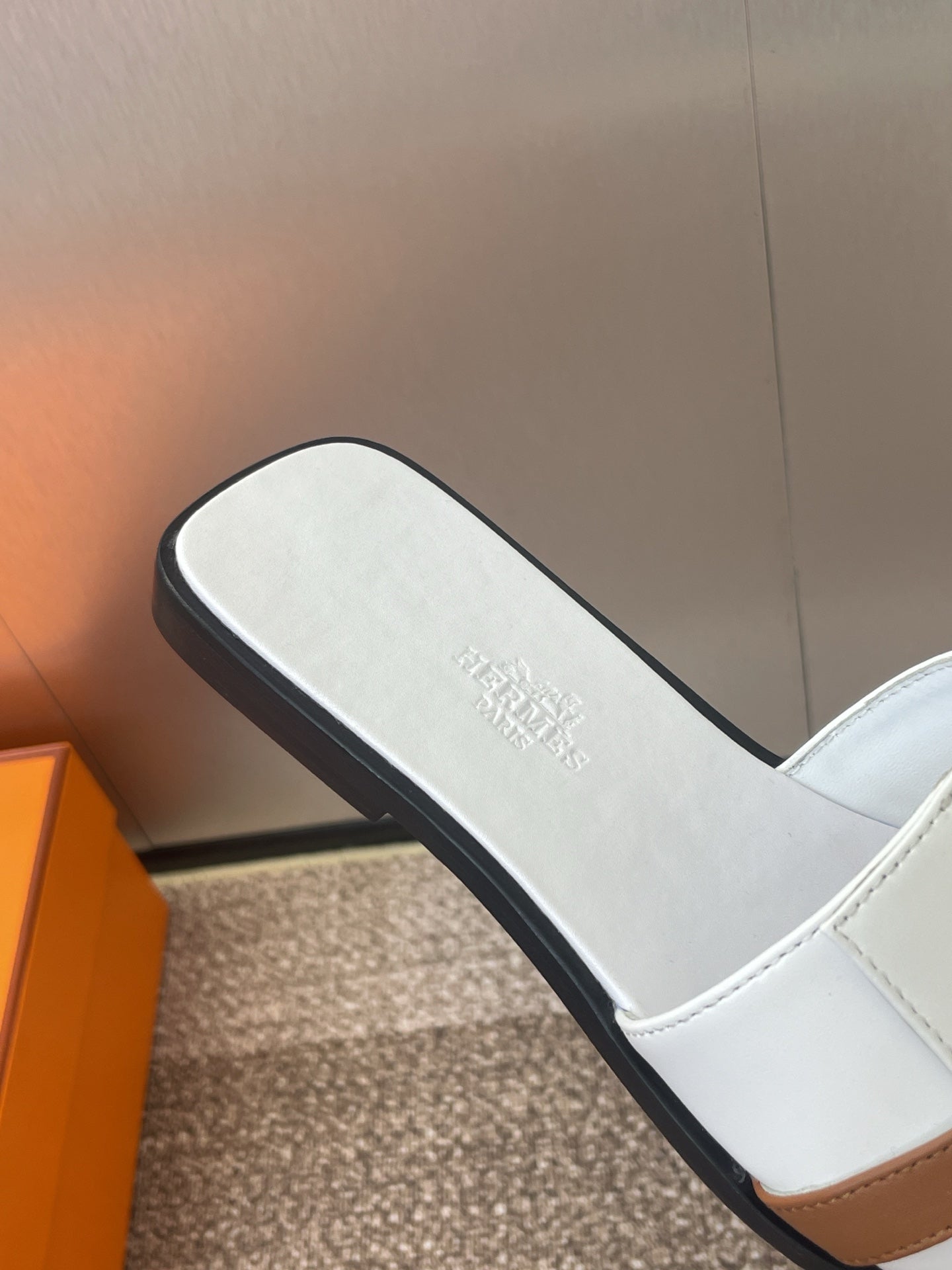 HM Giulia Slide White Brown Sheepskin 320017