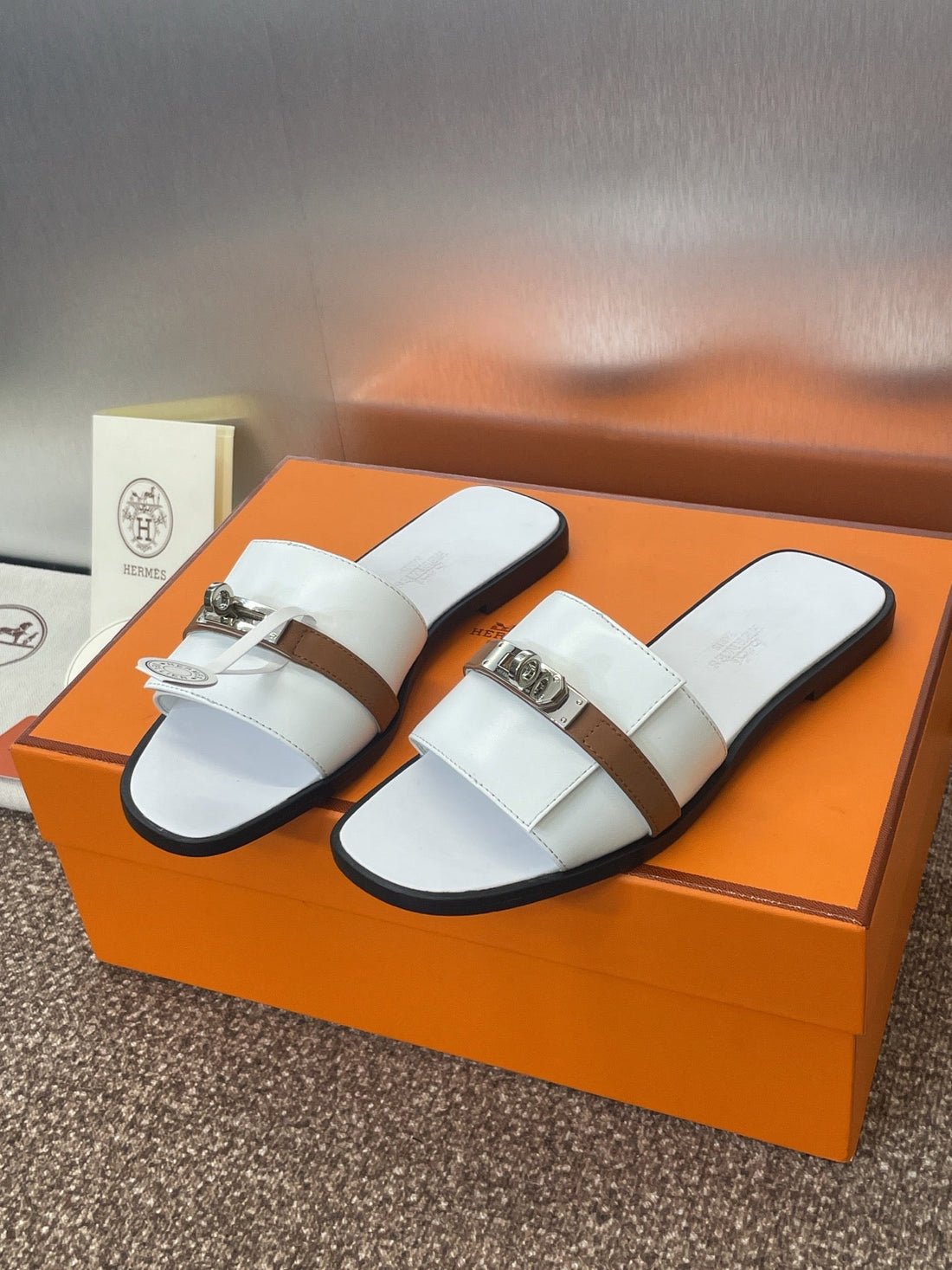 HM Giulia Slide White Brown Sheepskin 320017