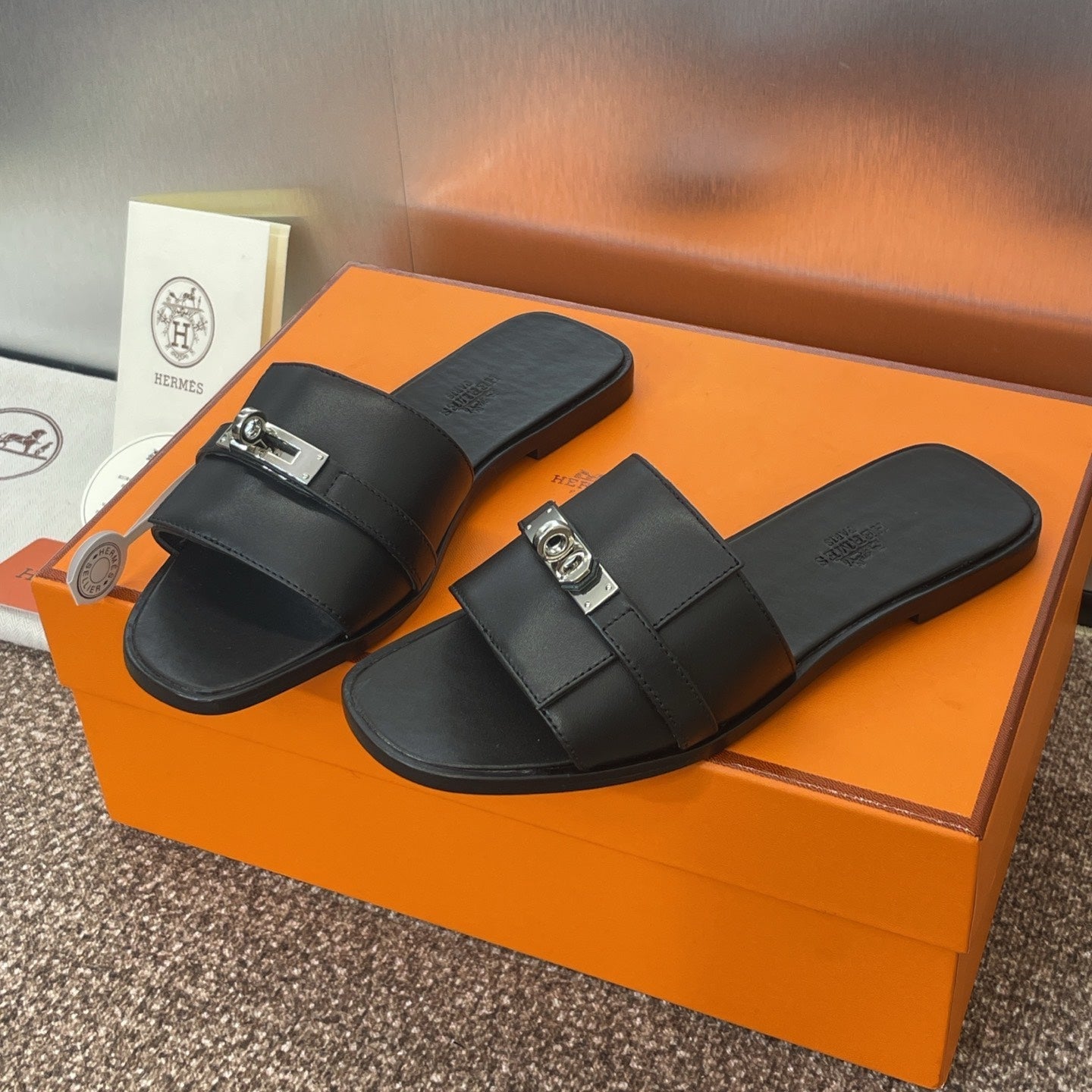 HM Giulia Slide Black Sheepskin 320019