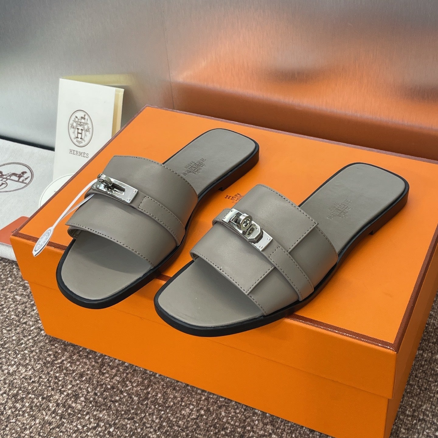 HM Giulia Slide Grey Sheepskin 320021