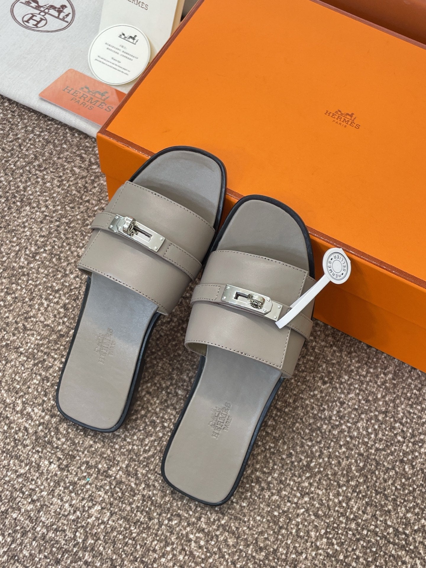 HM Giulia Slide Grey Sheepskin 320021