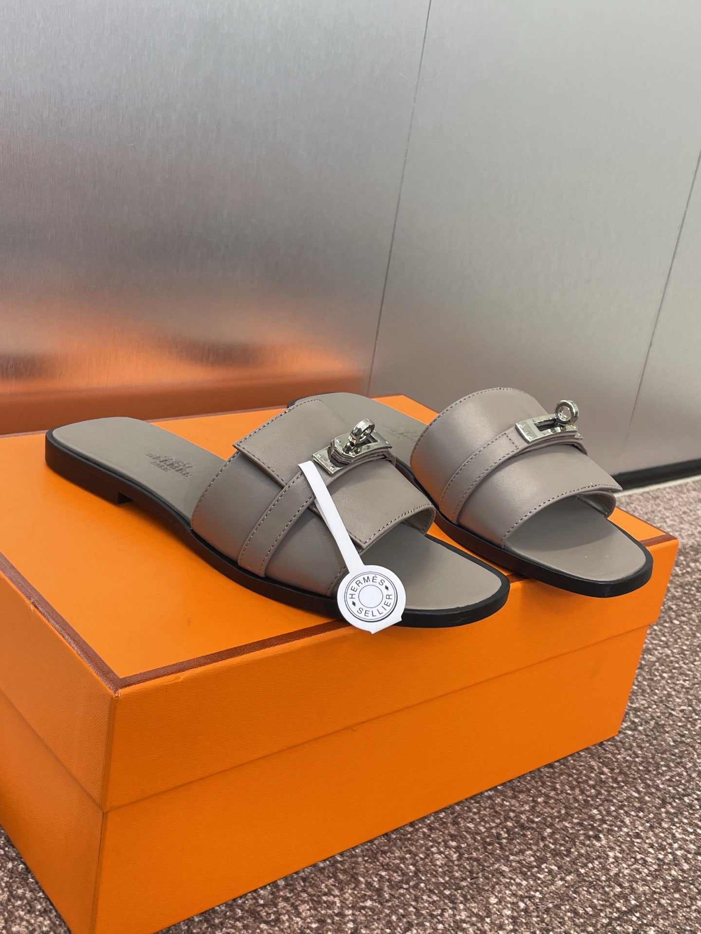 HM Giulia Slide Grey Sheepskin 320021