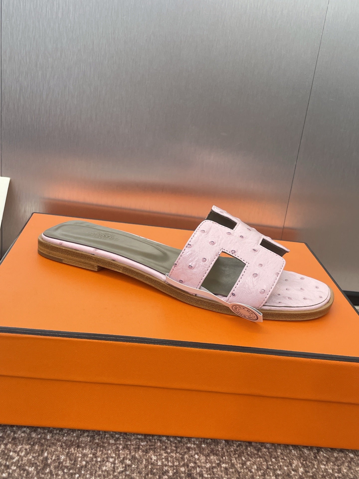 HM Oran Sandals Pink Cowhide 320091