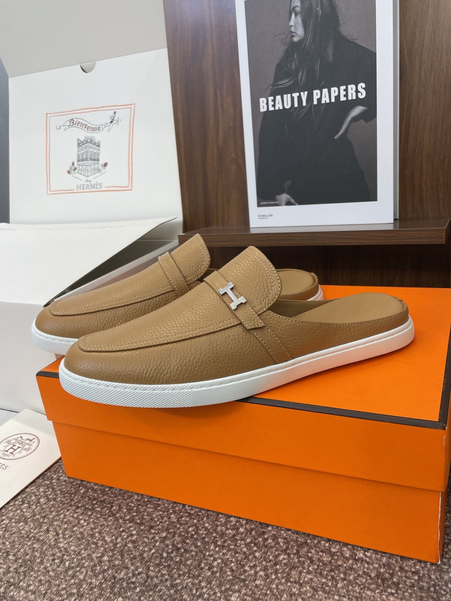 HM OZ Mule Brown Calfskin 372937