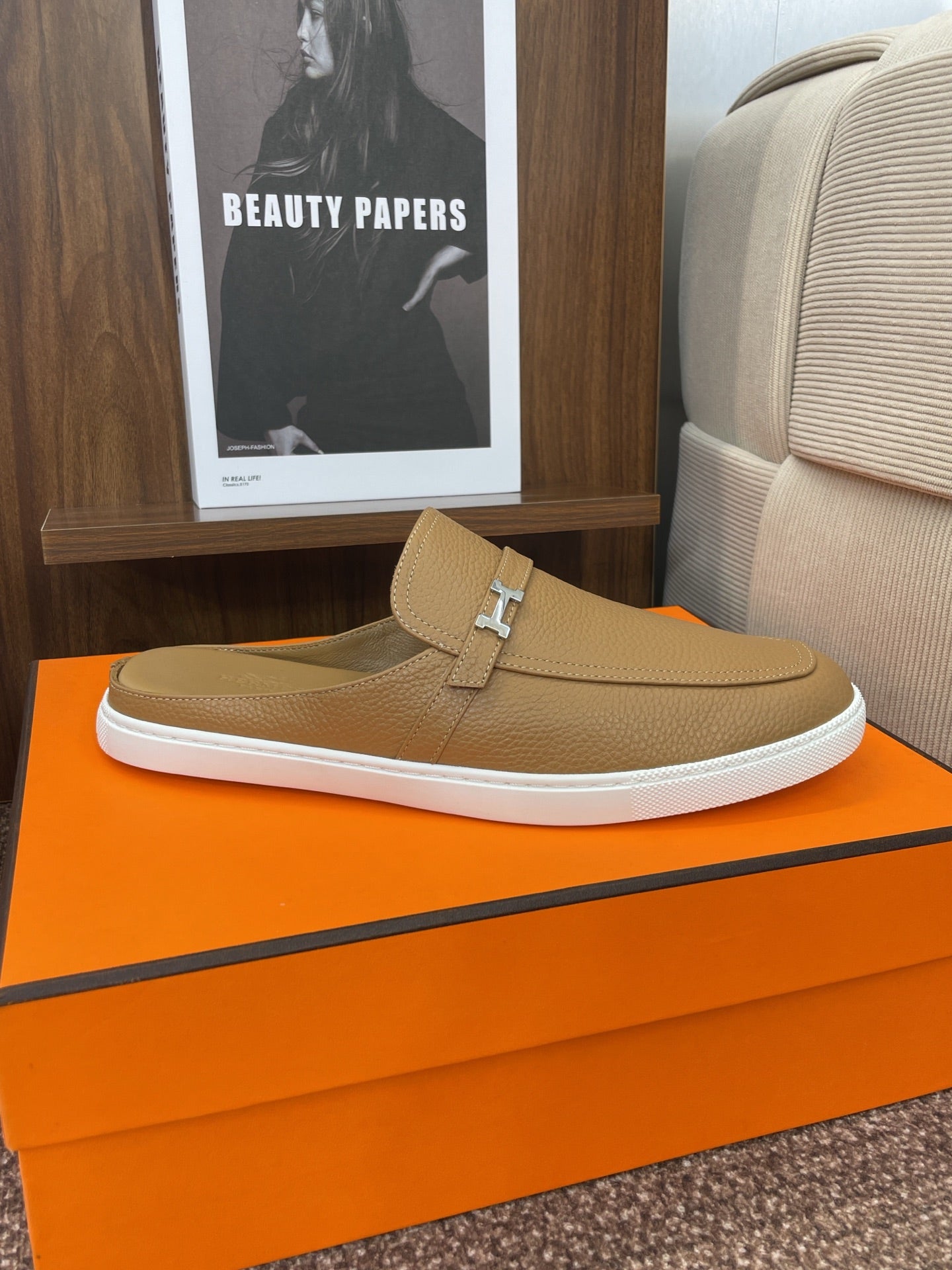 HM OZ Mule Brown Calfskin 372937