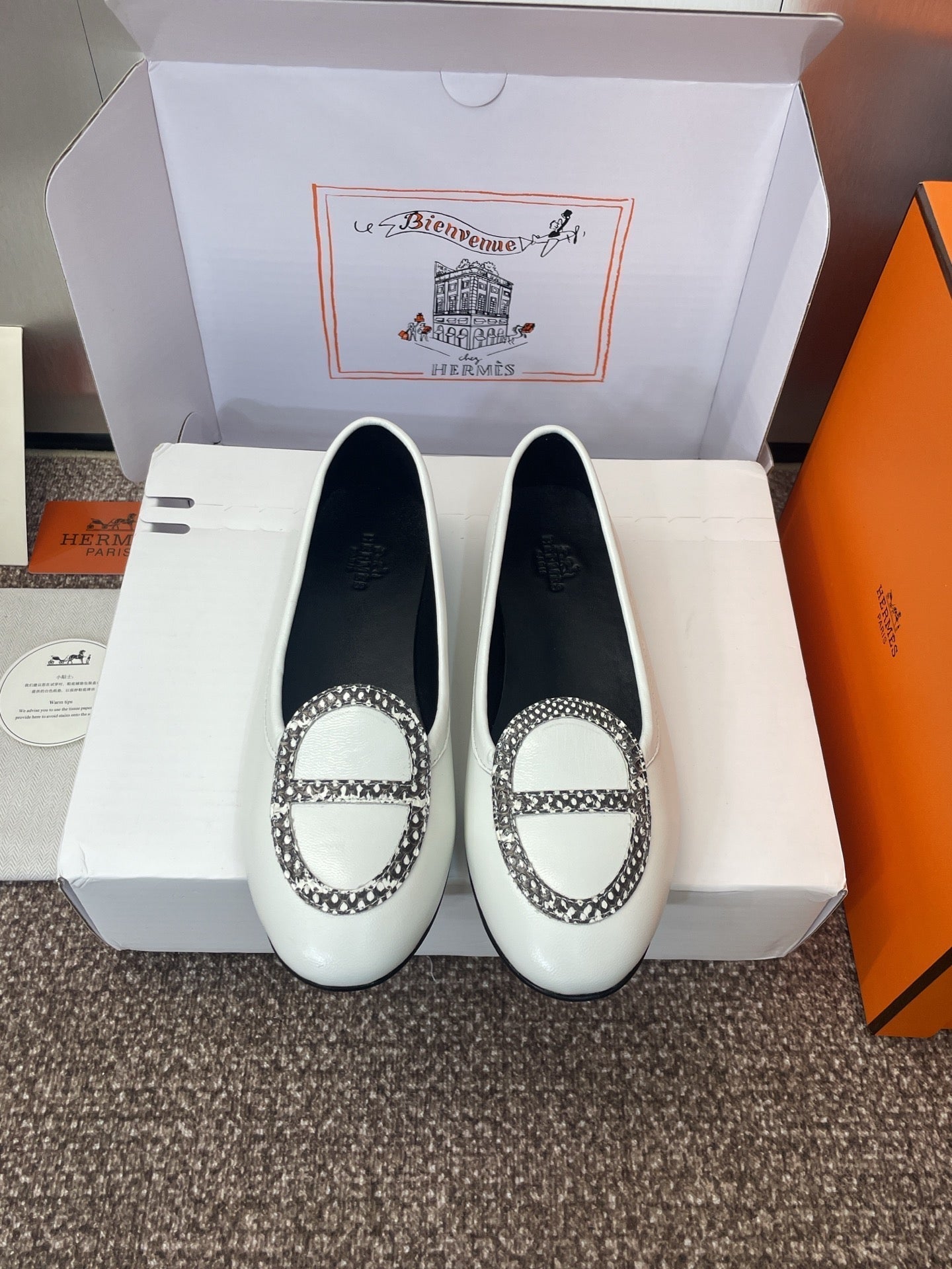 HM 25 Julia Loafer White Calfskin 372945