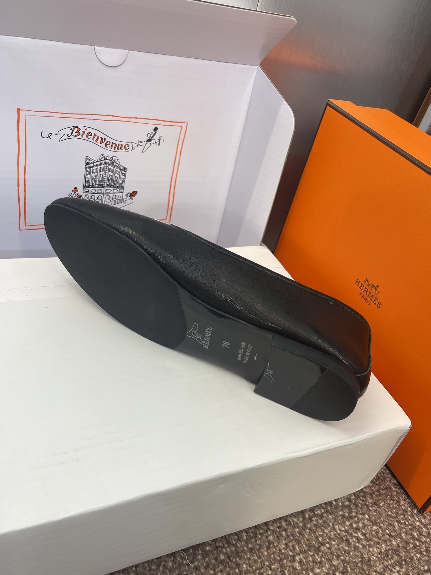 HM 25 Julia Loafer Black Calfskin 372946