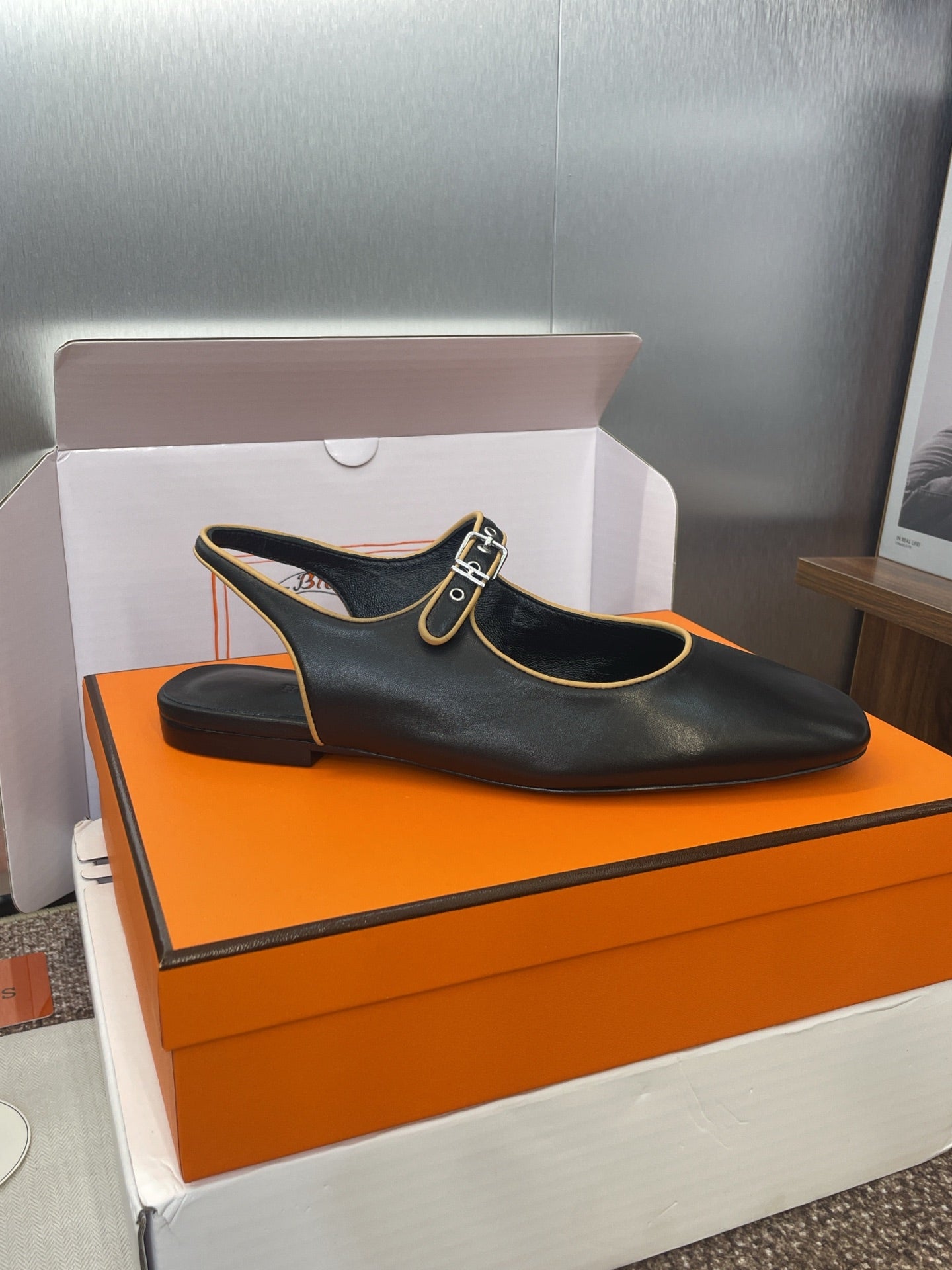 HM 25 Kleo Slingback Black Calfskin 372947