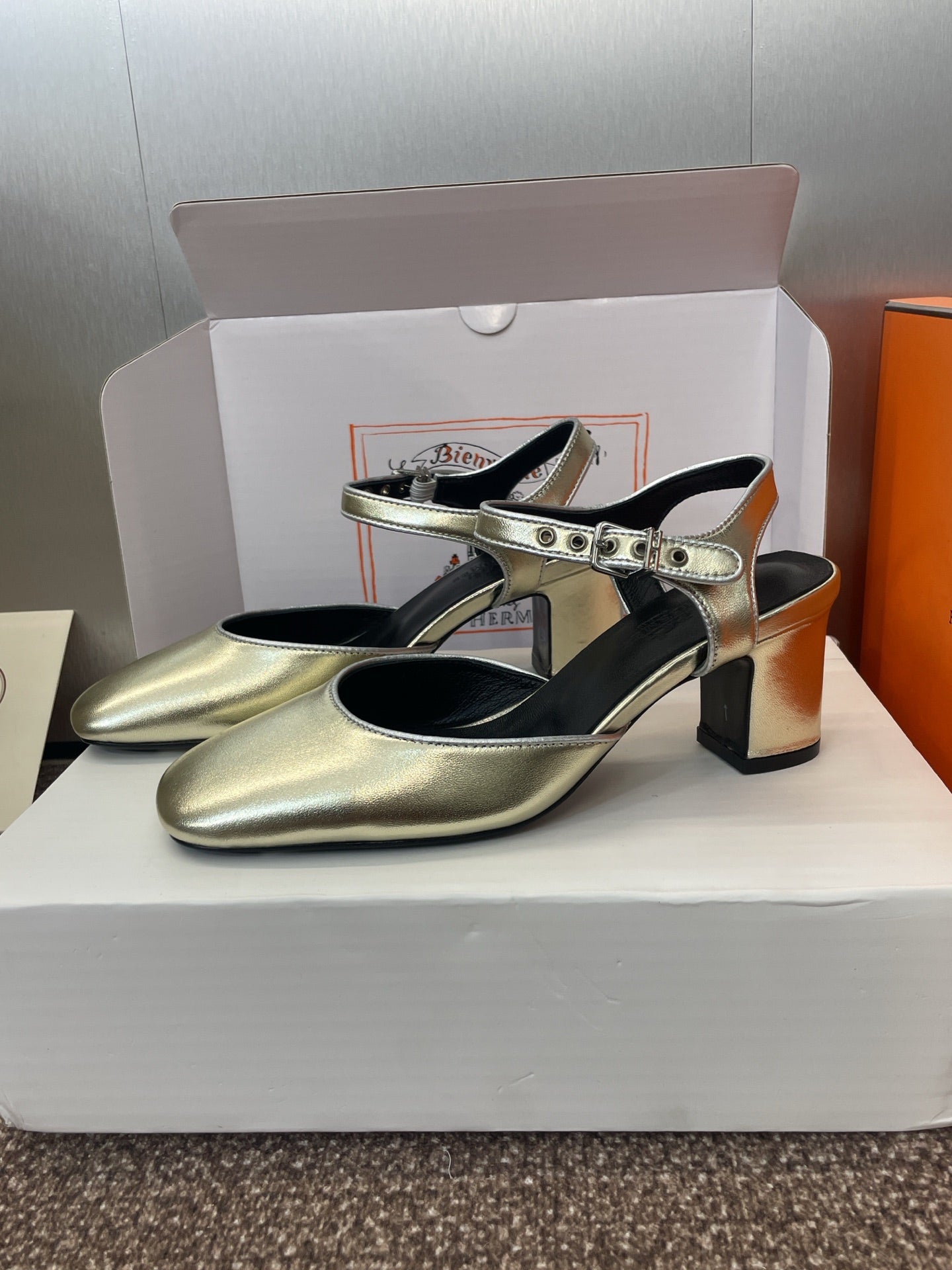 HM 25 Kleo Slingback 6cm Gold Calfskin 372952