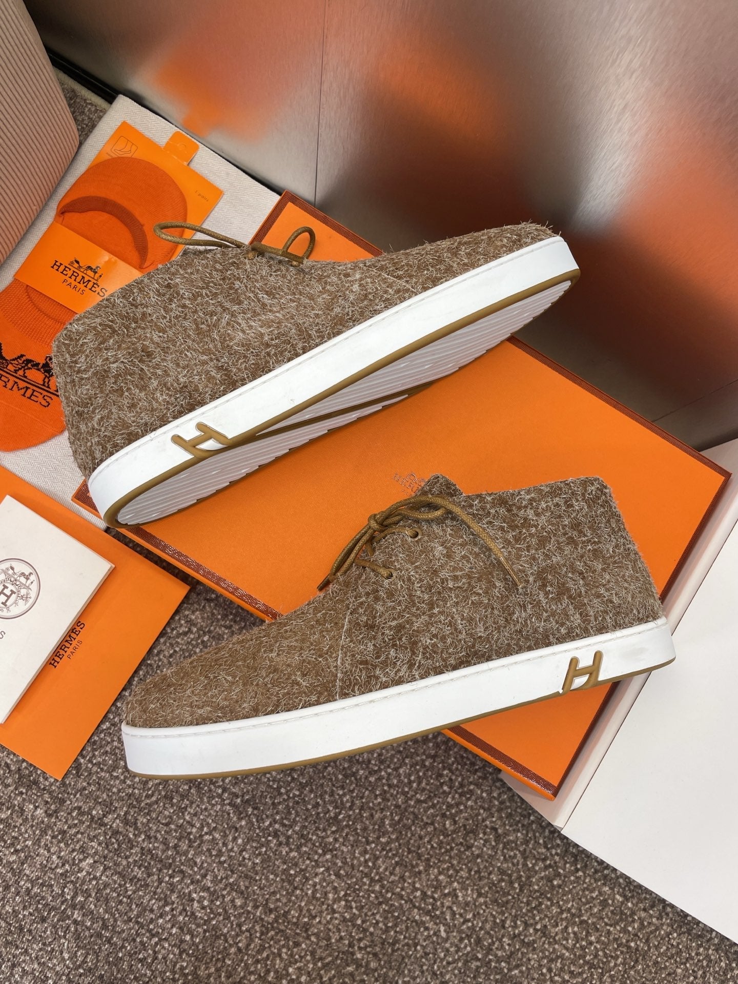 HM 25 Klicker Sneaker Brown Woolen Calfskin 373016