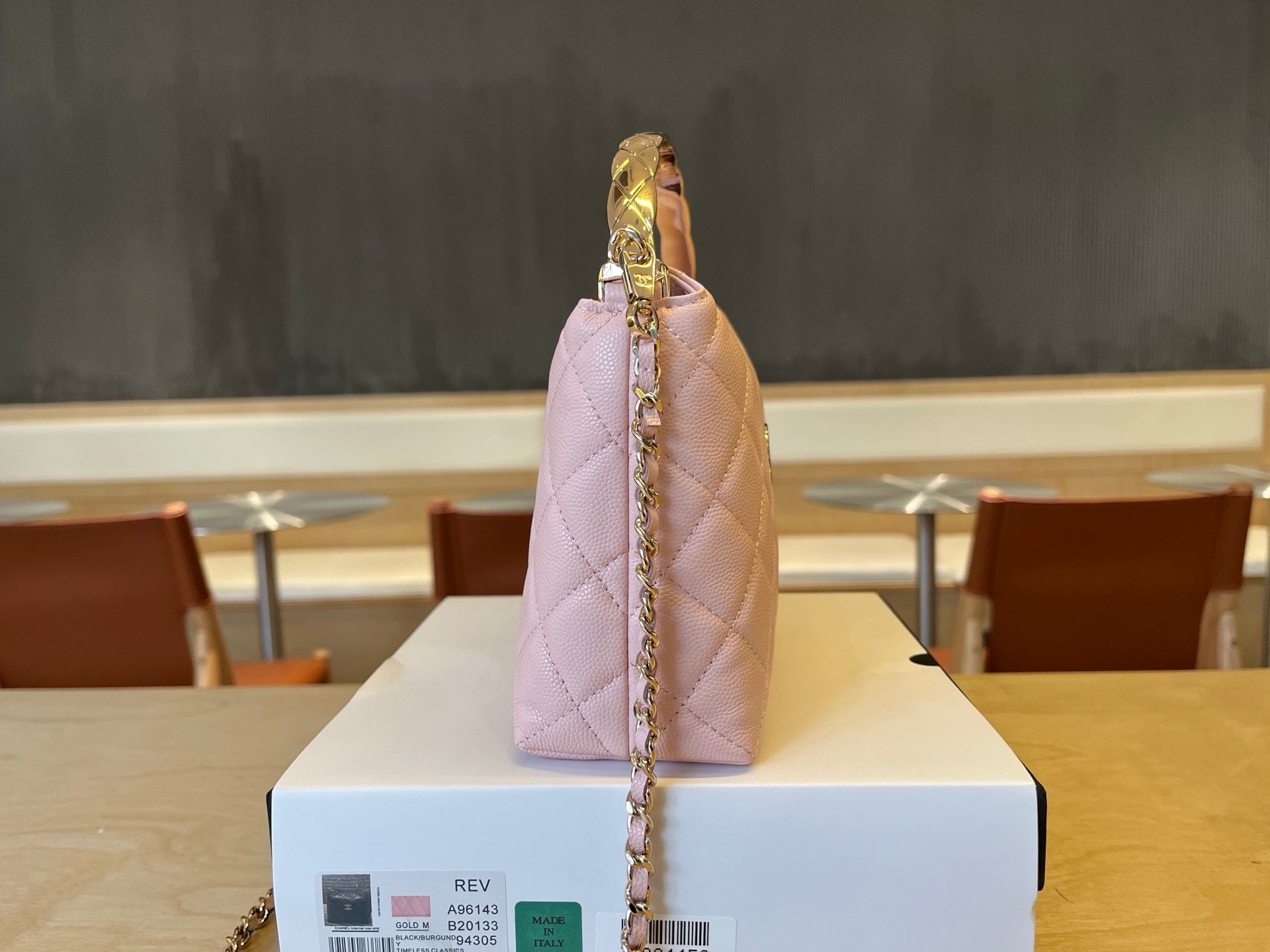 CC Handle Vintage Bag 19 Pink Caviar 277777
