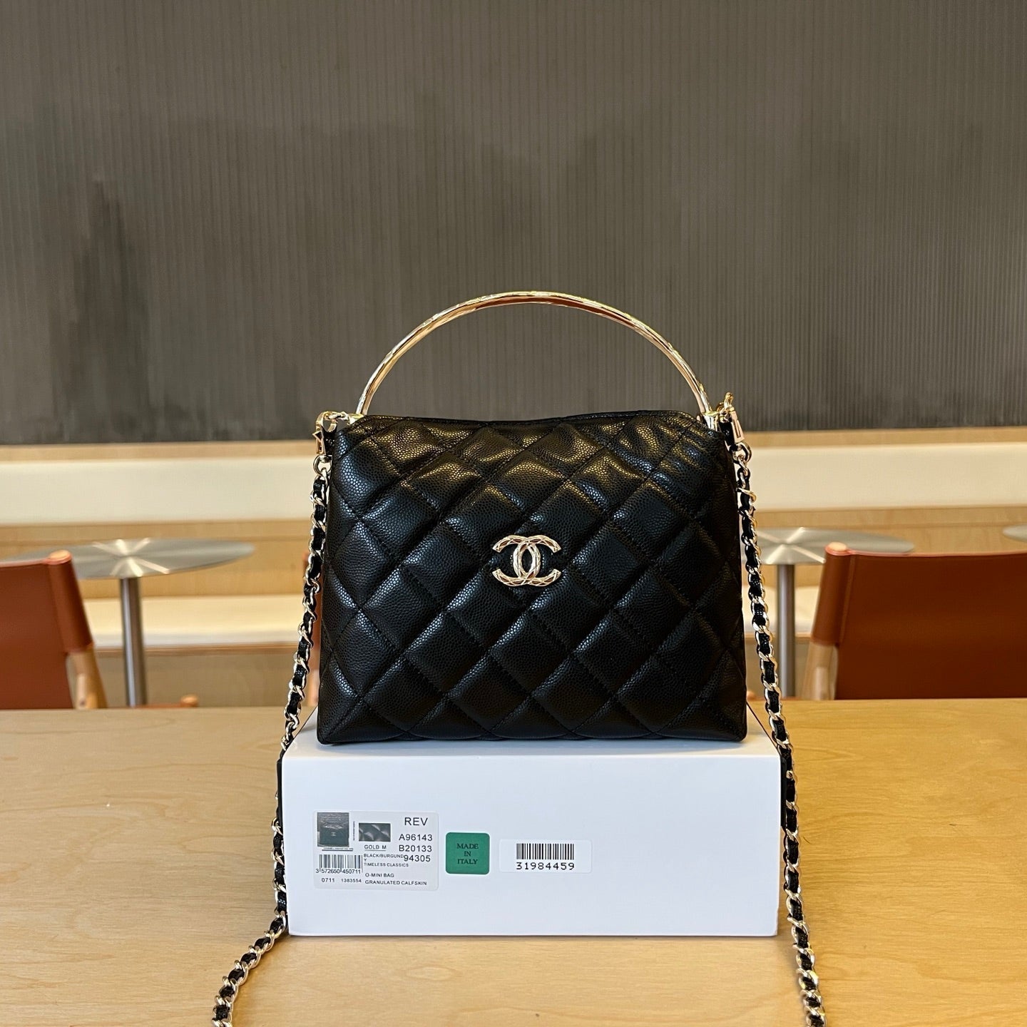 CC Handle Vintage Bag 19 Black Caviar 277778