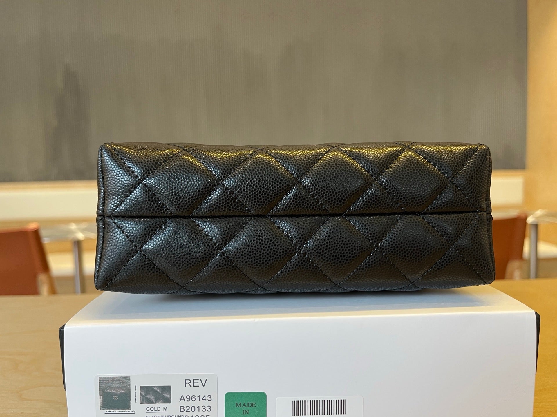 CC Handle Vintage Bag 19 Black Caviar 277778