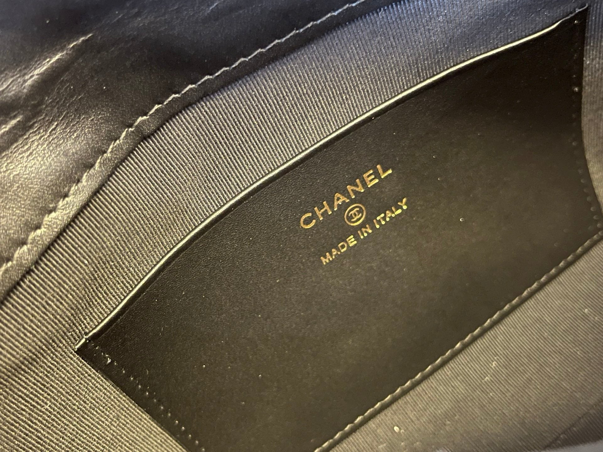 CC Handle Vintage Bag 19 Black Caviar 277778