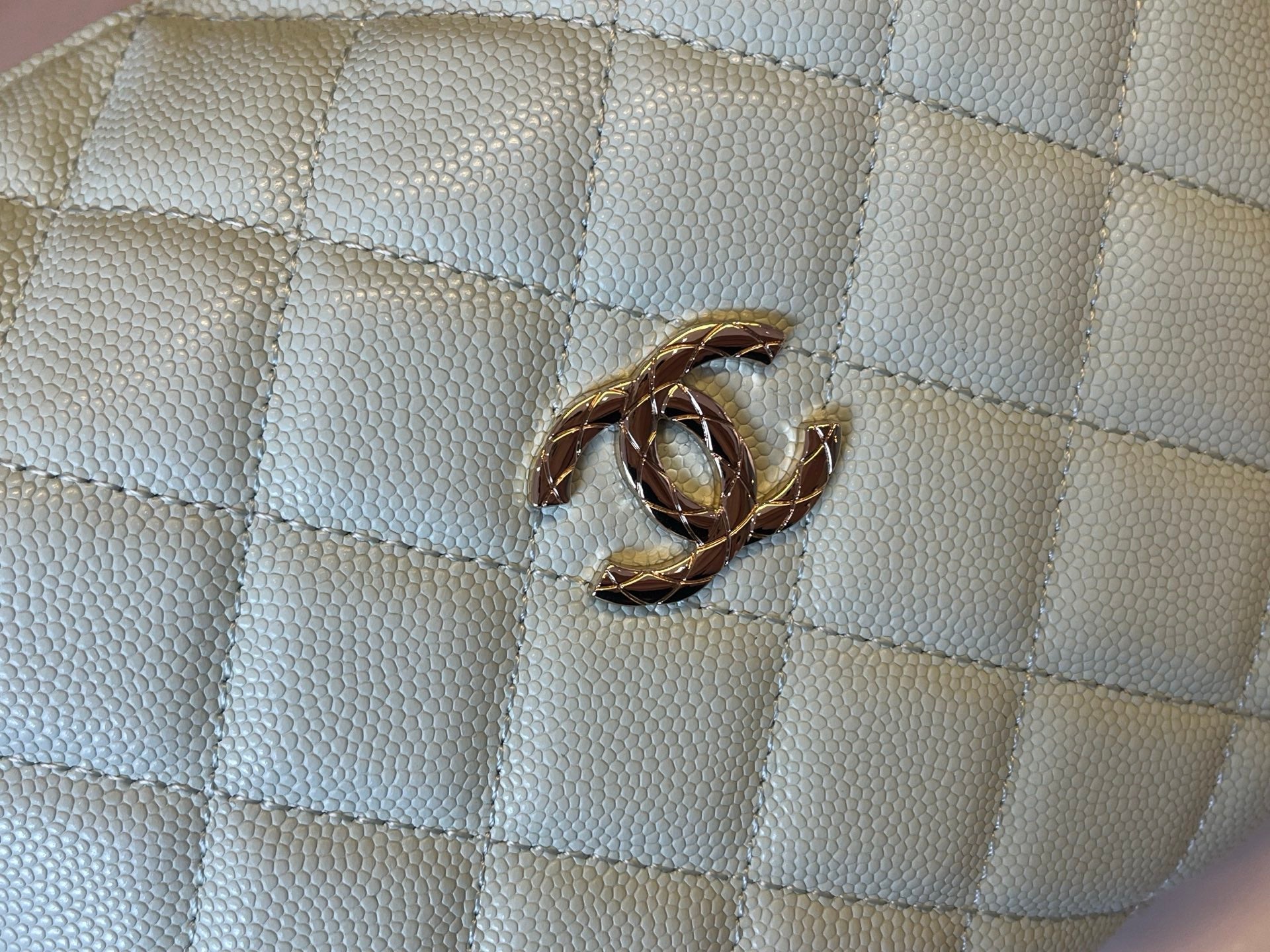 CC Handle Vintage Bag 19 Mint Green Caviar 277776