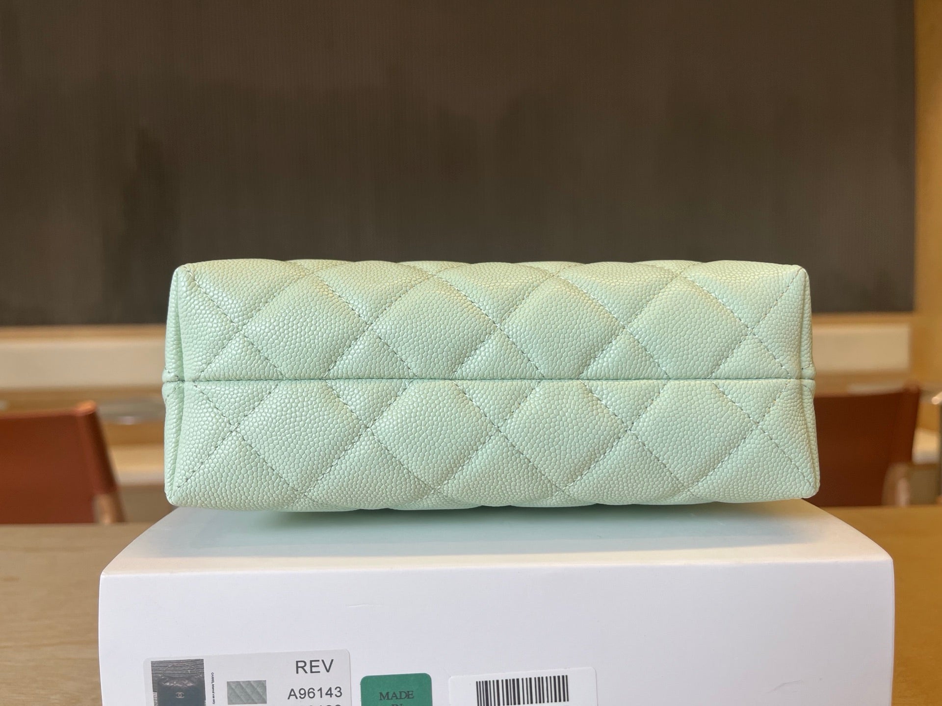 CC Handle Vintage Bag 19 Mint Green Caviar 277776