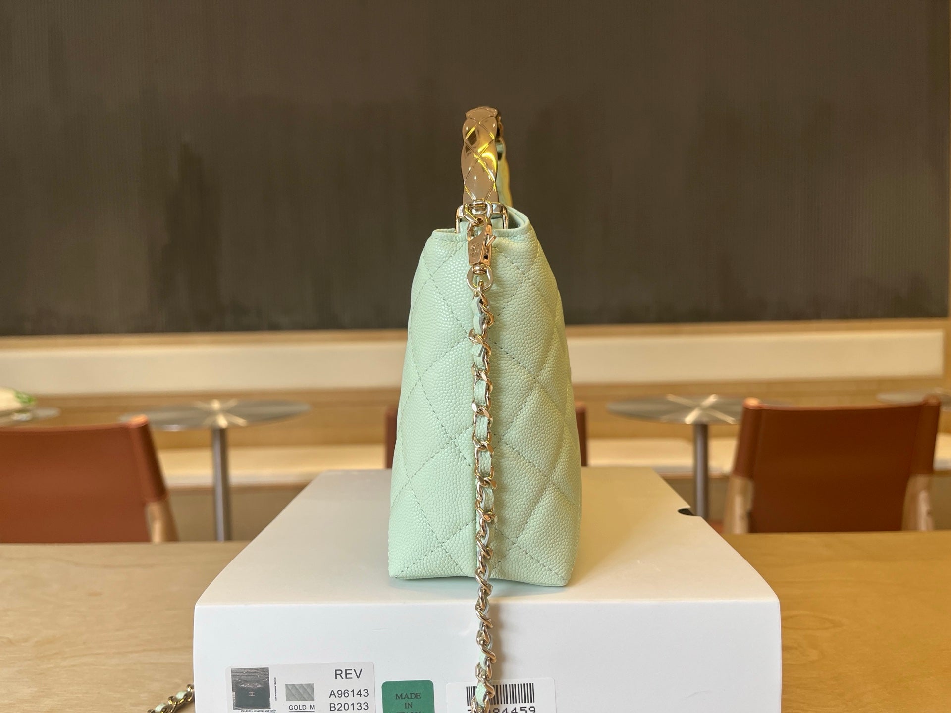 CC Handle Vintage Bag 19 Mint Green Caviar 277776