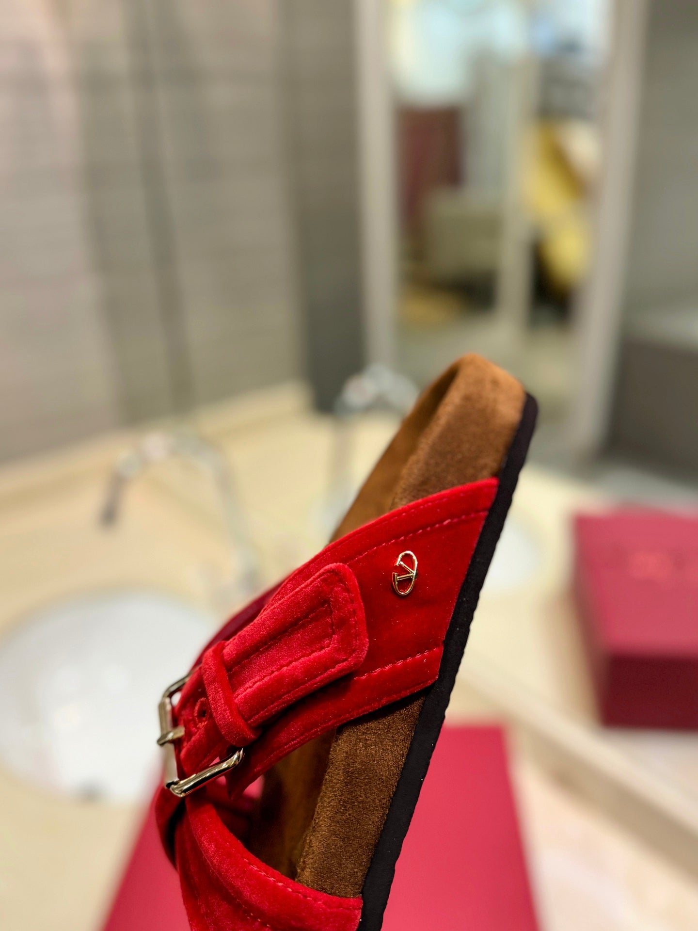 FUSSFRIEND CHERRY RED SILK VELVET SLIDE SANDALS