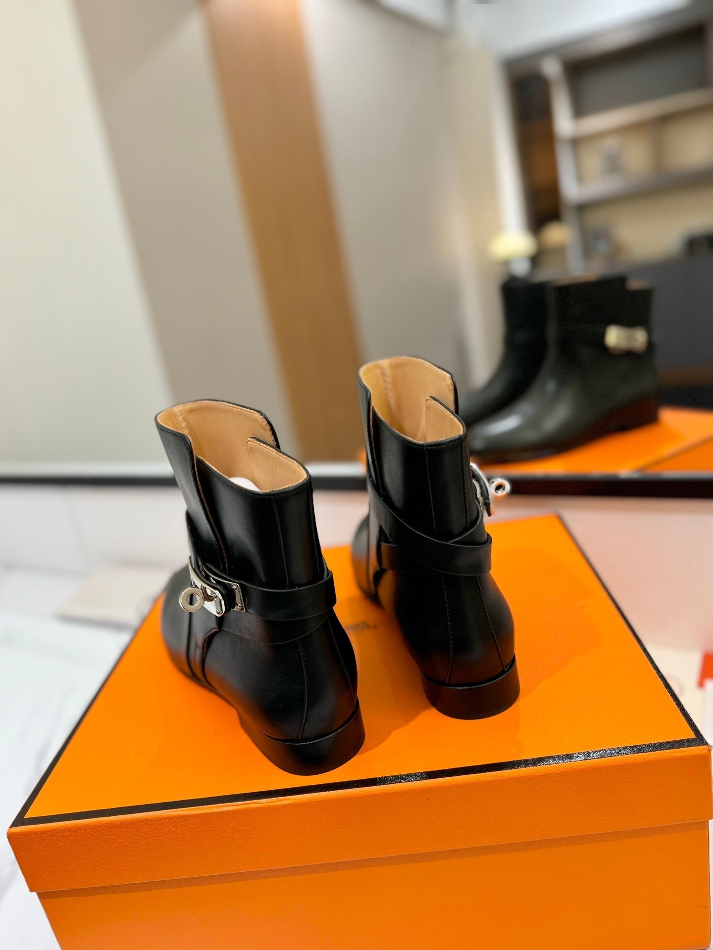 HM Neo Ankle Boot 15mm Black Cowhide 960840