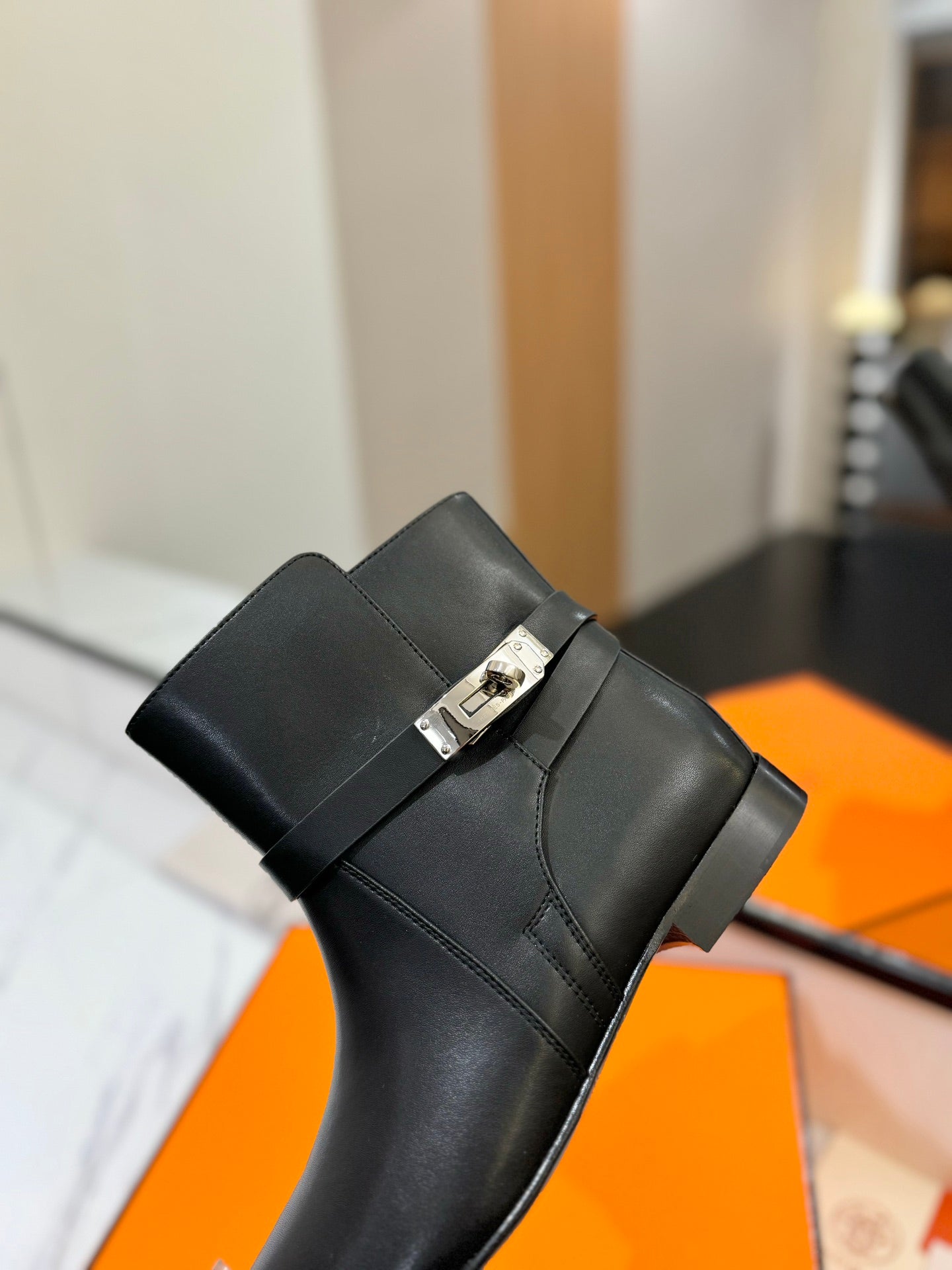 HM Neo Ankle Boot 15mm Black Cowhide 960840