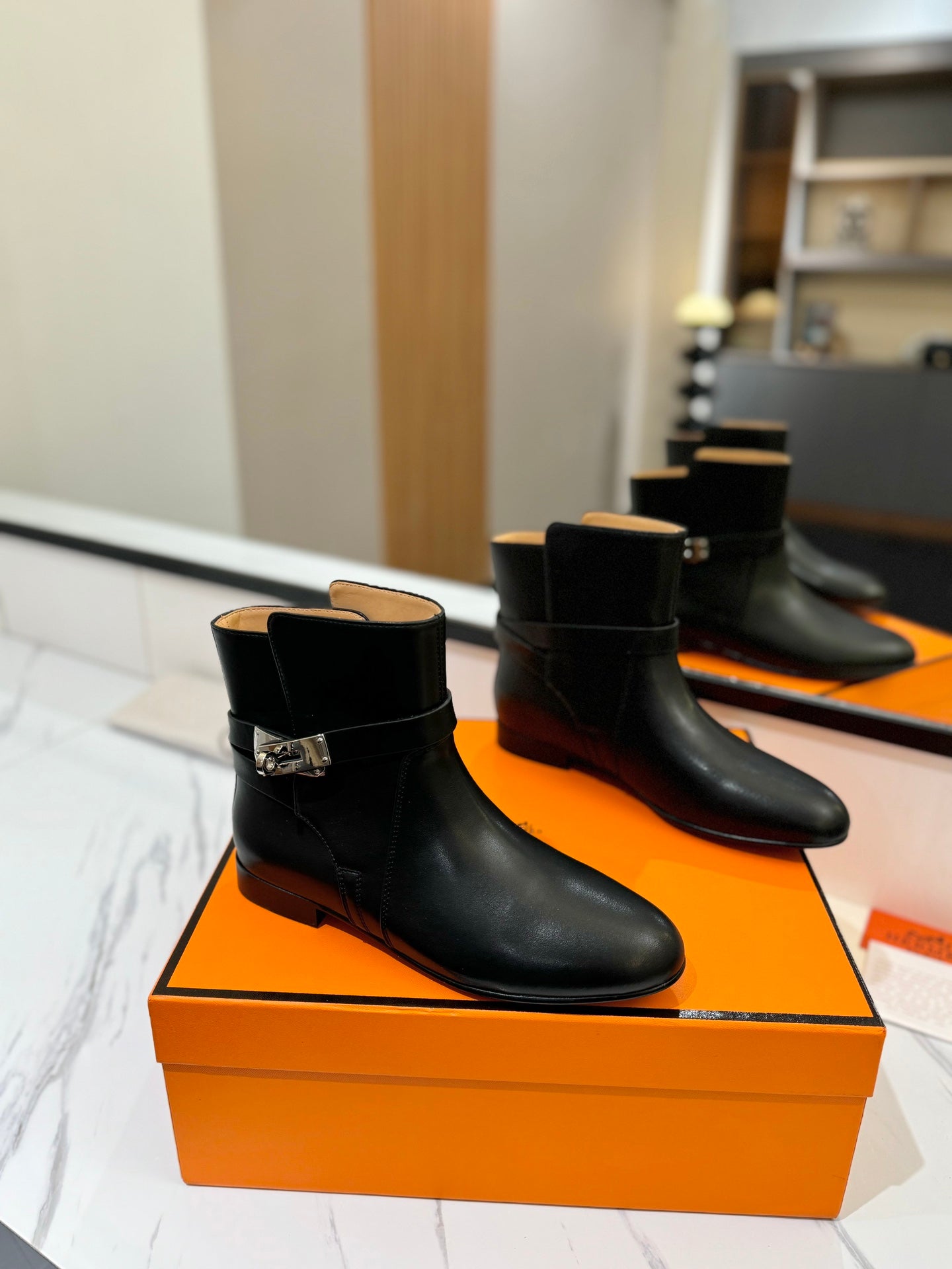 HM Neo Ankle Boot 15mm Black Cowhide 960840