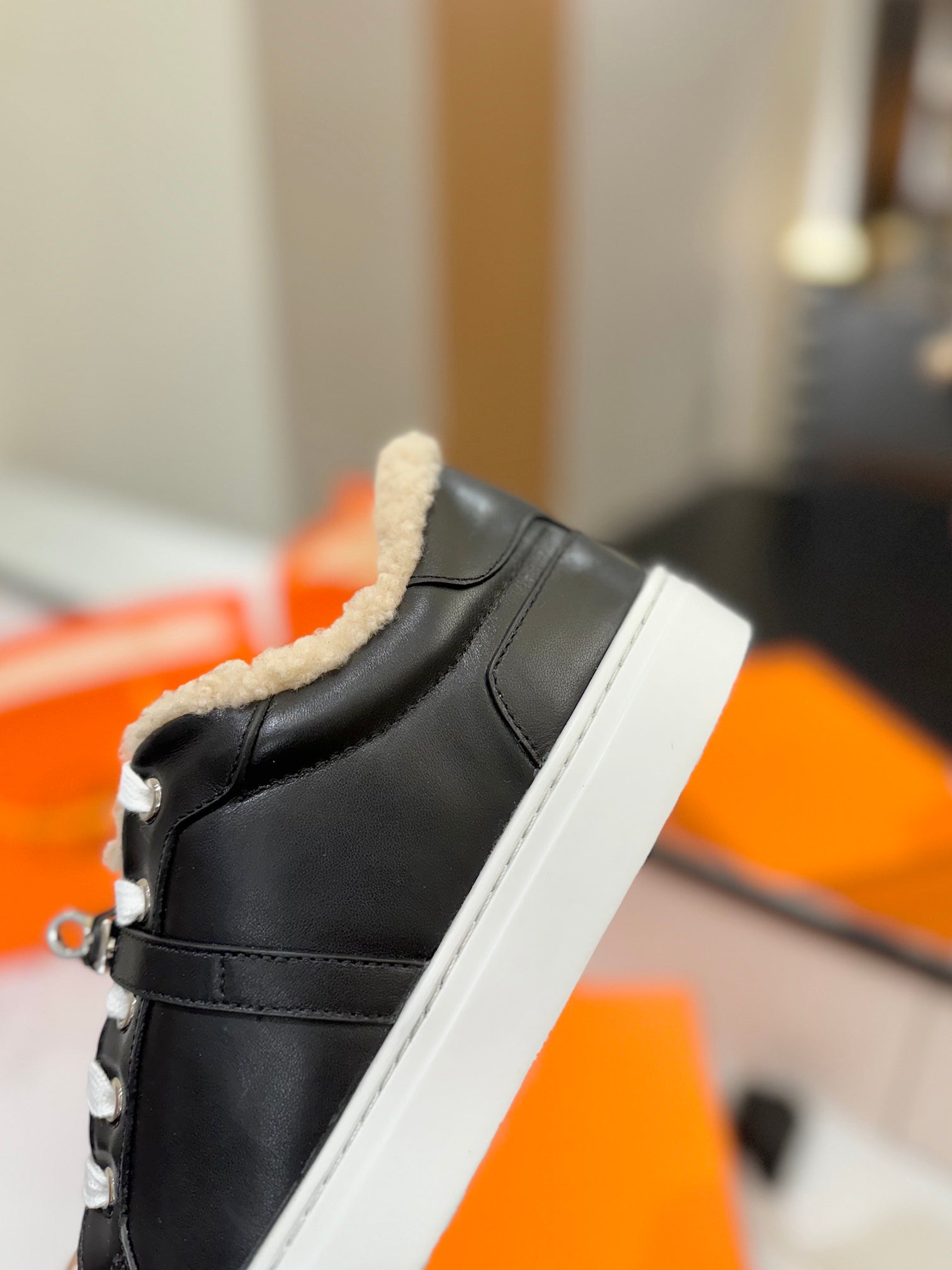 HM Day Sneaker Black With Wool Lining Cowhide 983060