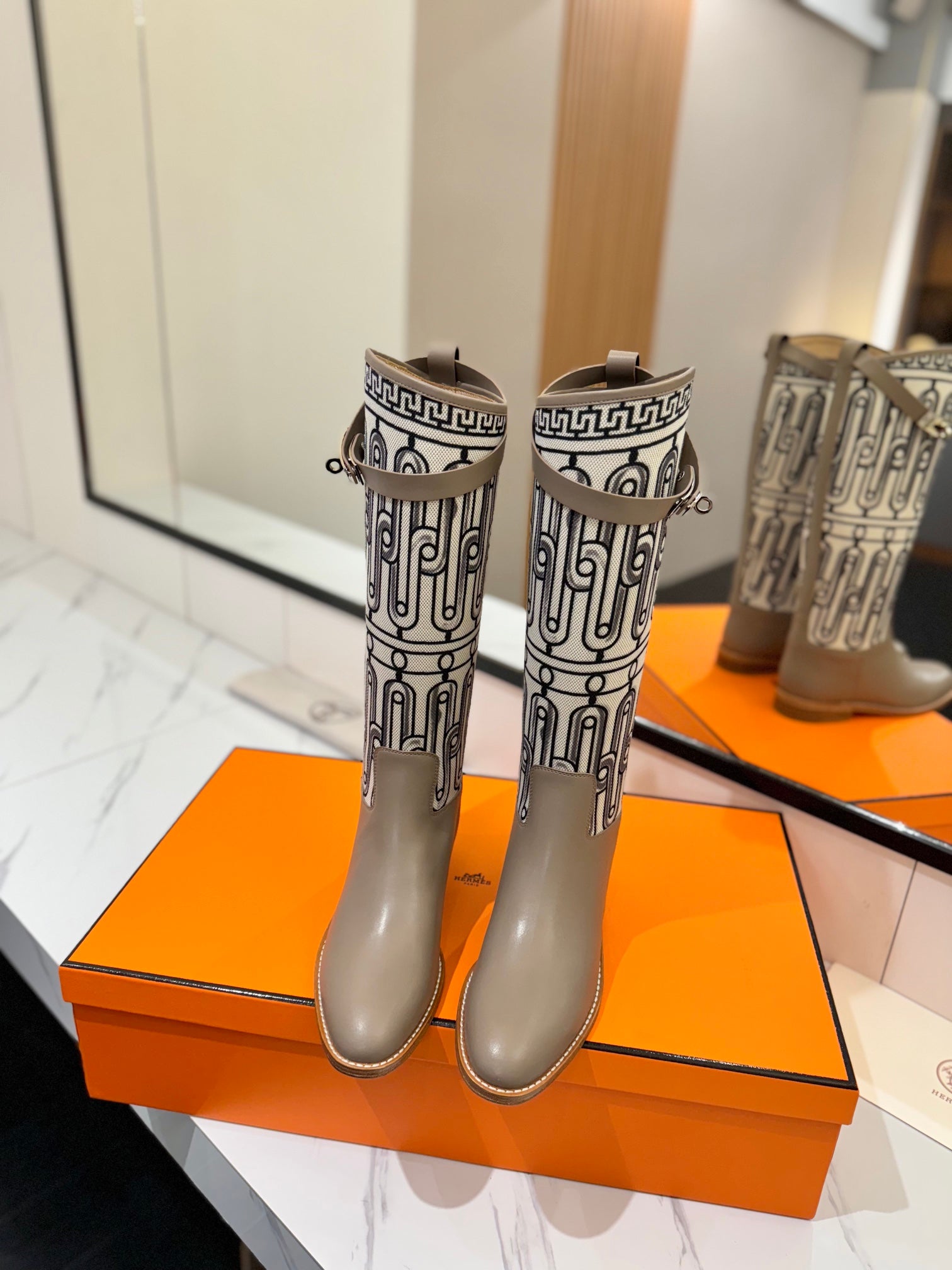 HM Jumping Boot 20mm In Brown Beige Cowhide 992369