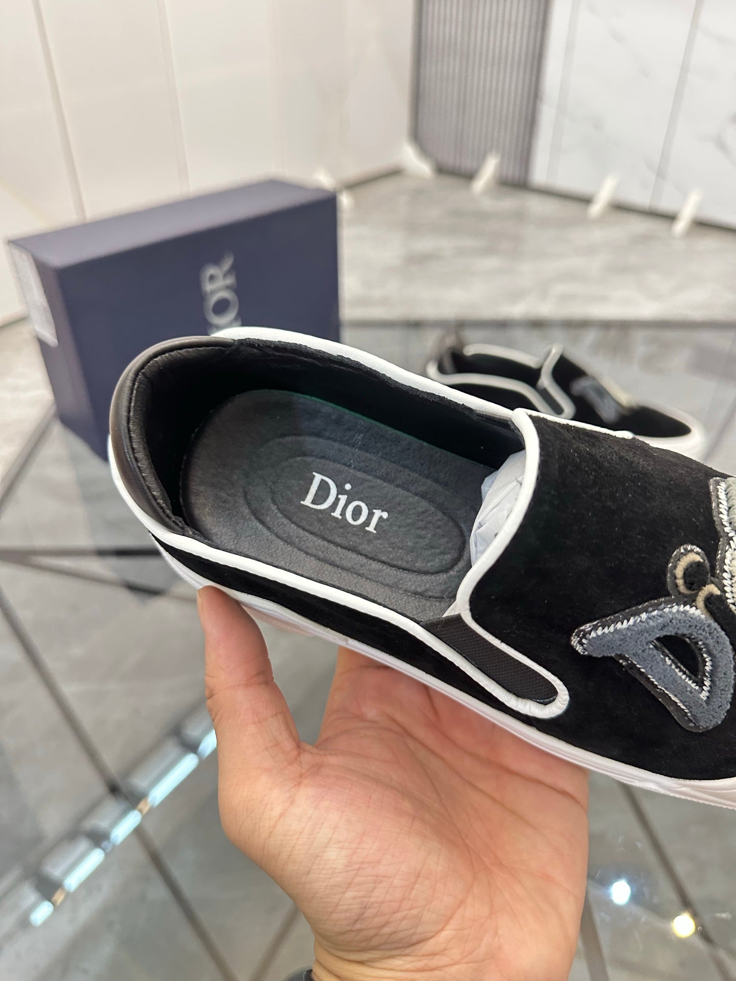 CD Slip On Loafer Black Suede 639467