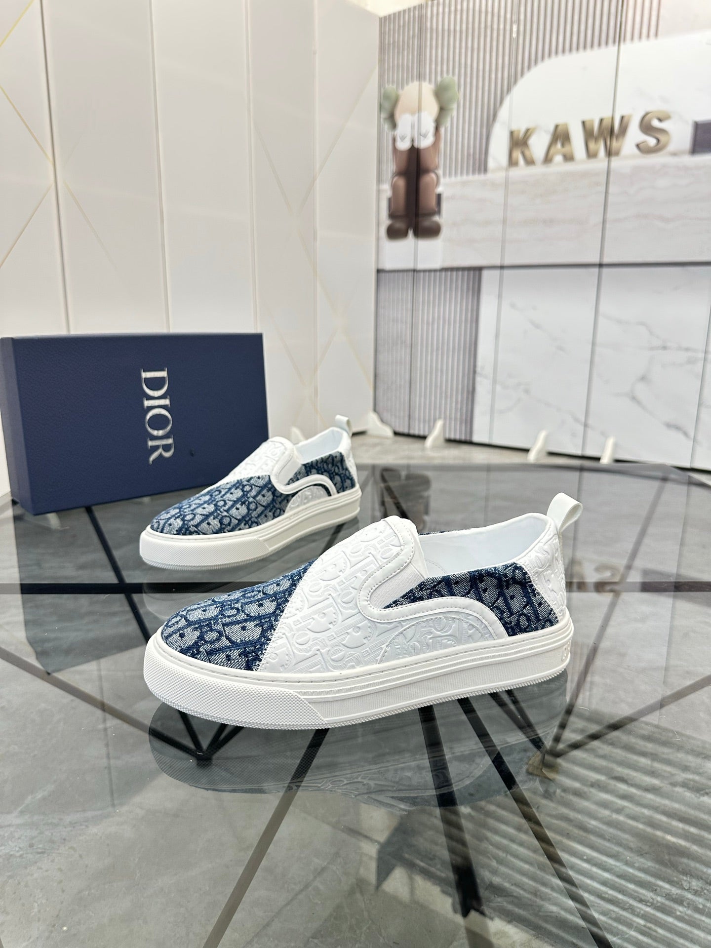 CD Slip on loafer White Blue Cowhide Fabric 647995