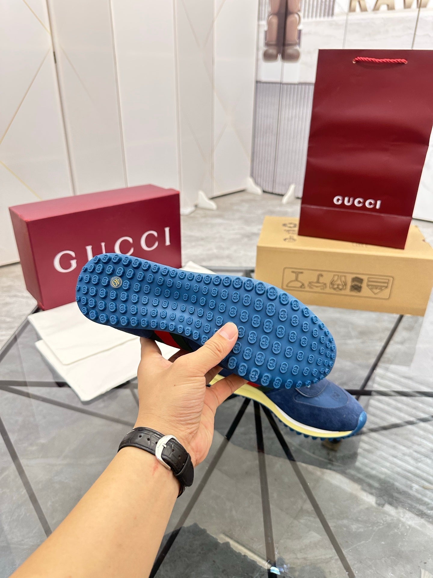 GG Men's Re-Motion Sneaker Blue Suede 733557