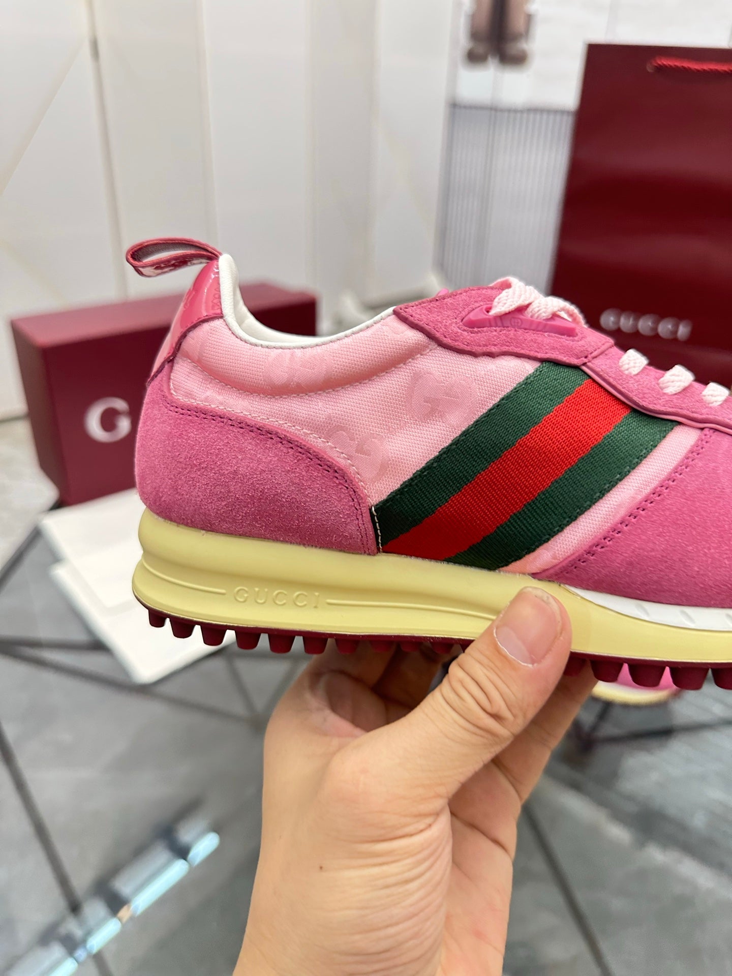 GG Men's Re-Motion Sneaker Pink Suede 733558