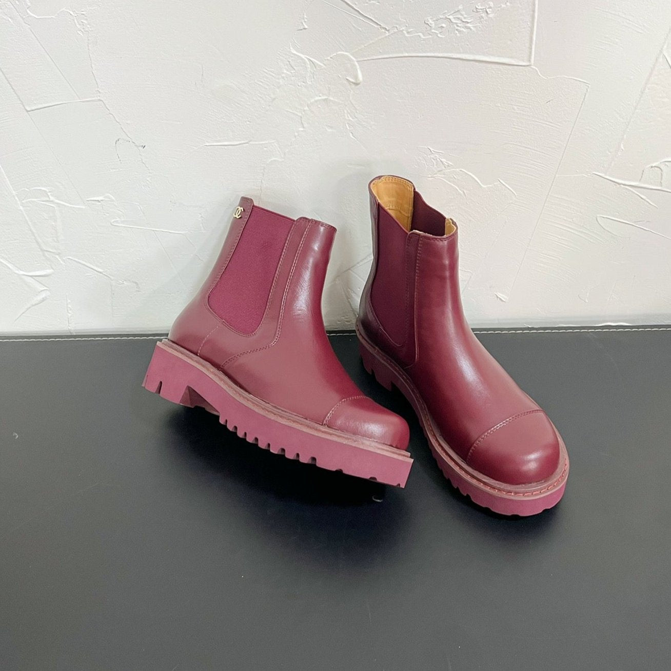 CC Chelsea Ankle Boots In Burgundy Cowhide  949681