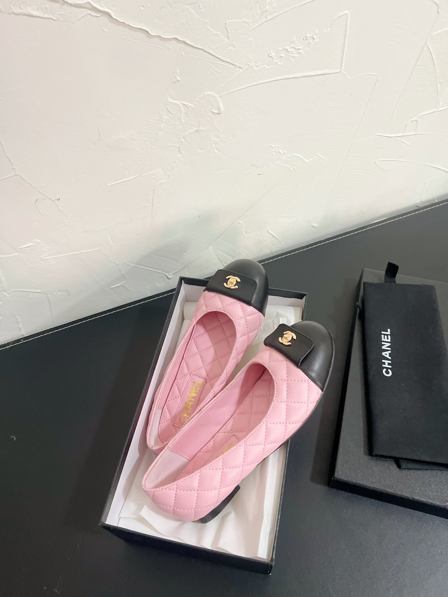 CC Ballet Flats In Pink Mix Black Quilted Lambskin 949714