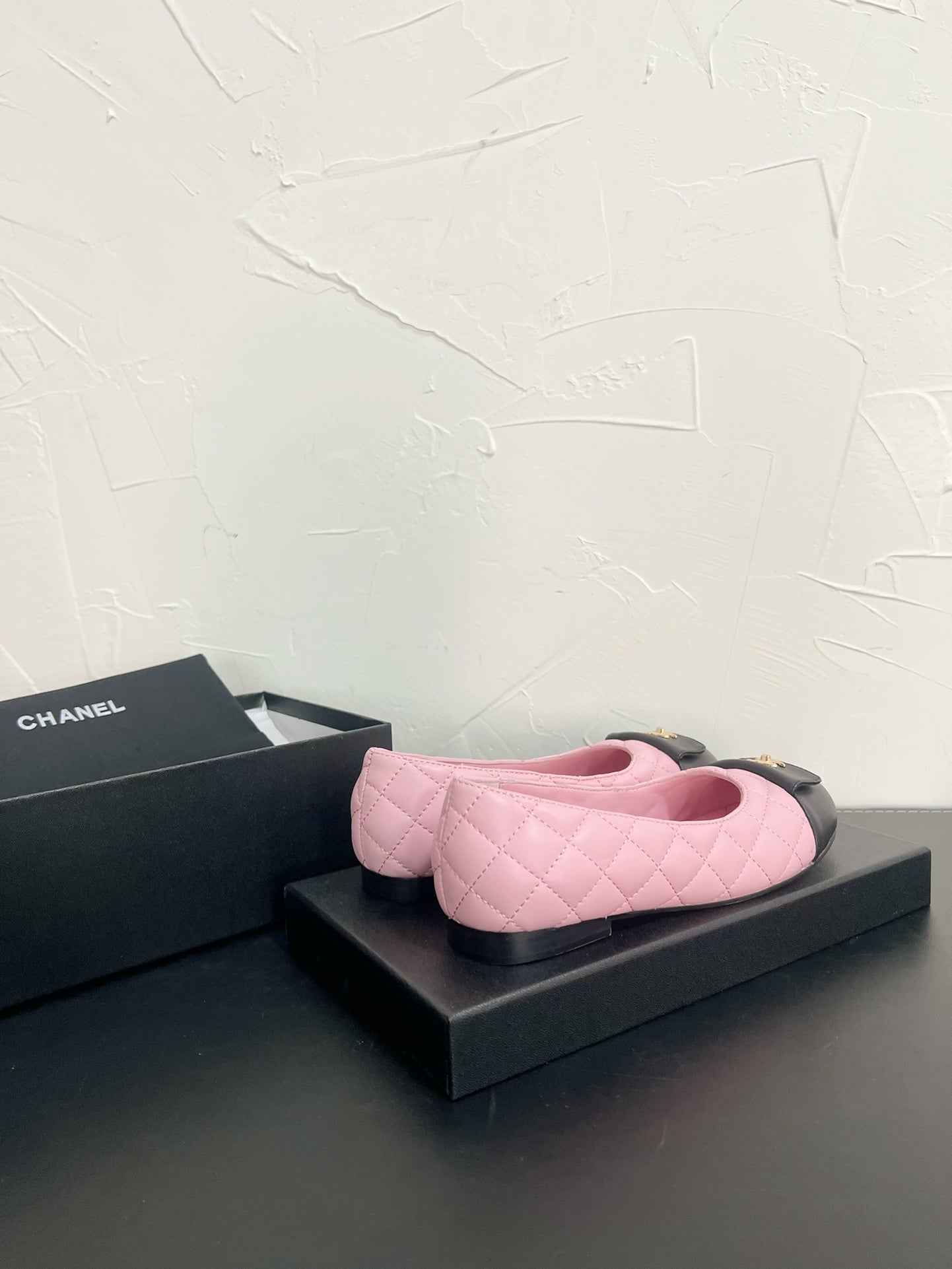 CC Ballet Flats In Pink Mix Black Quilted Lambskin 949714