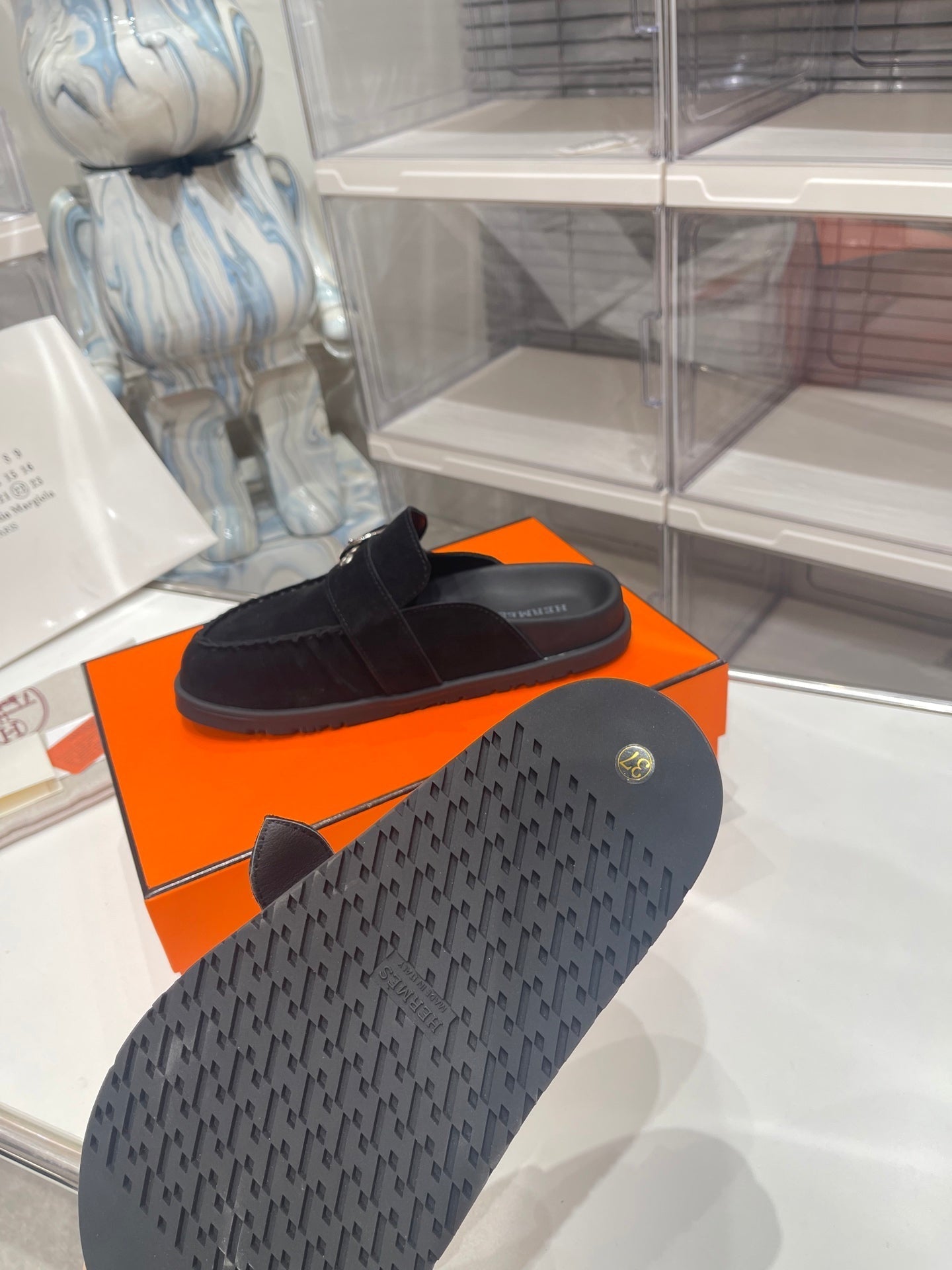 HM Men's Key Mule Black Suede 573287