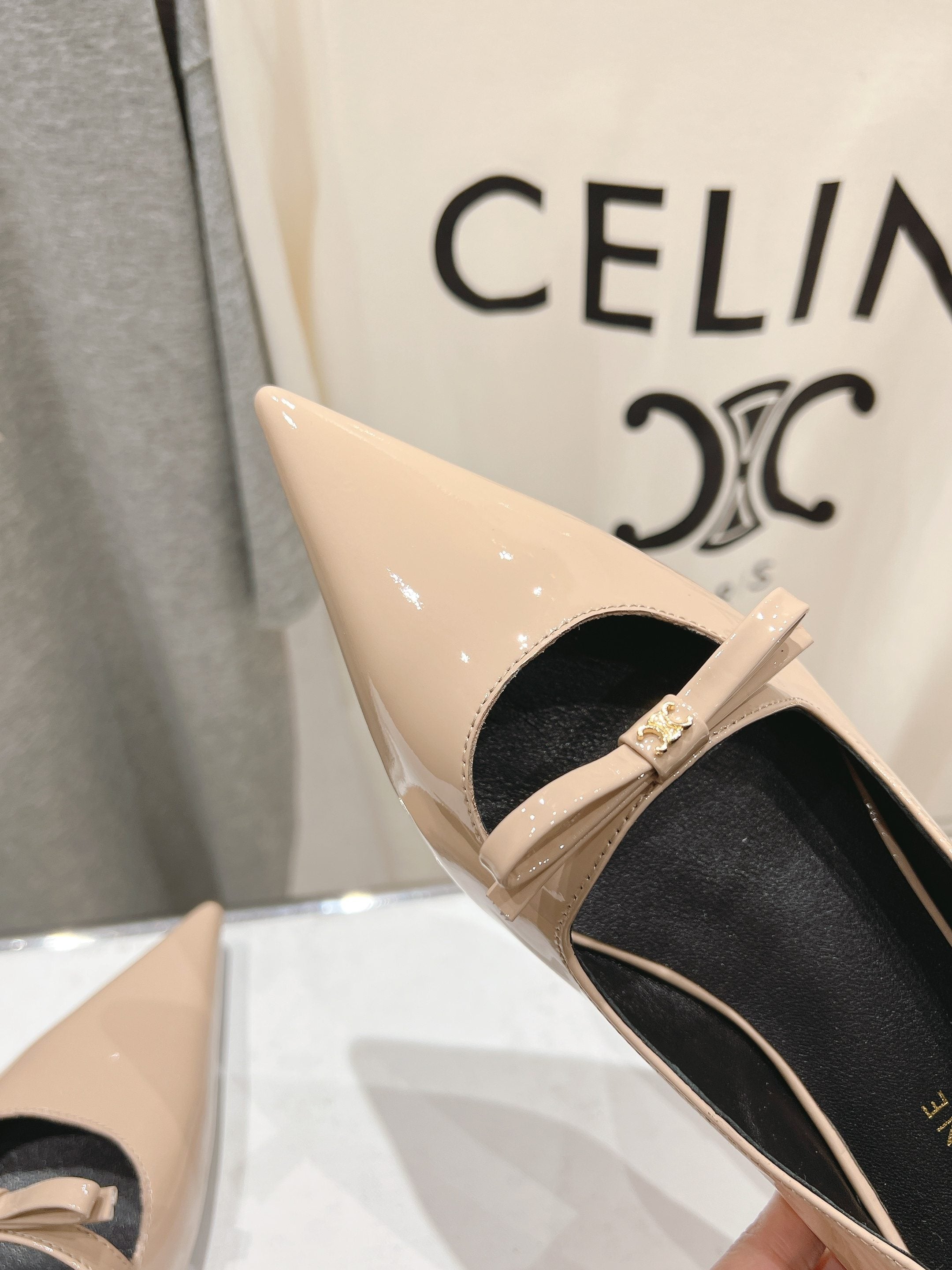 CELINE 25C Ballet Flats Nude Patent Leather 236745