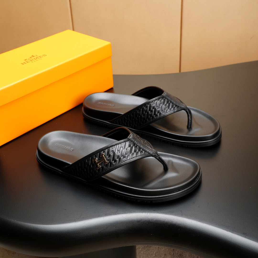 HM Men's Thong Sandals Black Cowhide 547360
