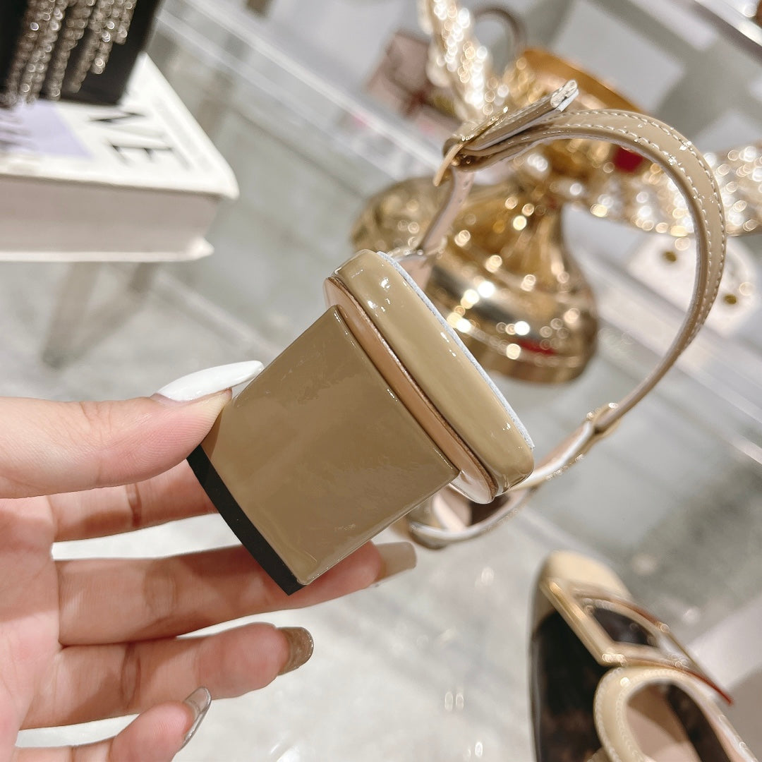 Belle Viv Metal Buckle Slingback Pumps 45 Camel Patent Leather